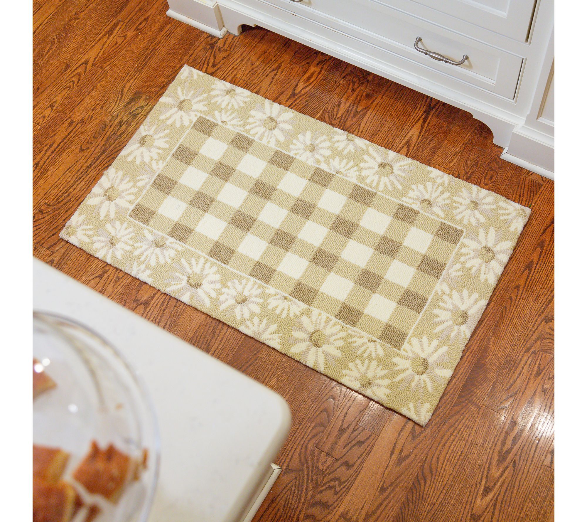 Plow and Hearth Hand Hooked Floral Check Doormat