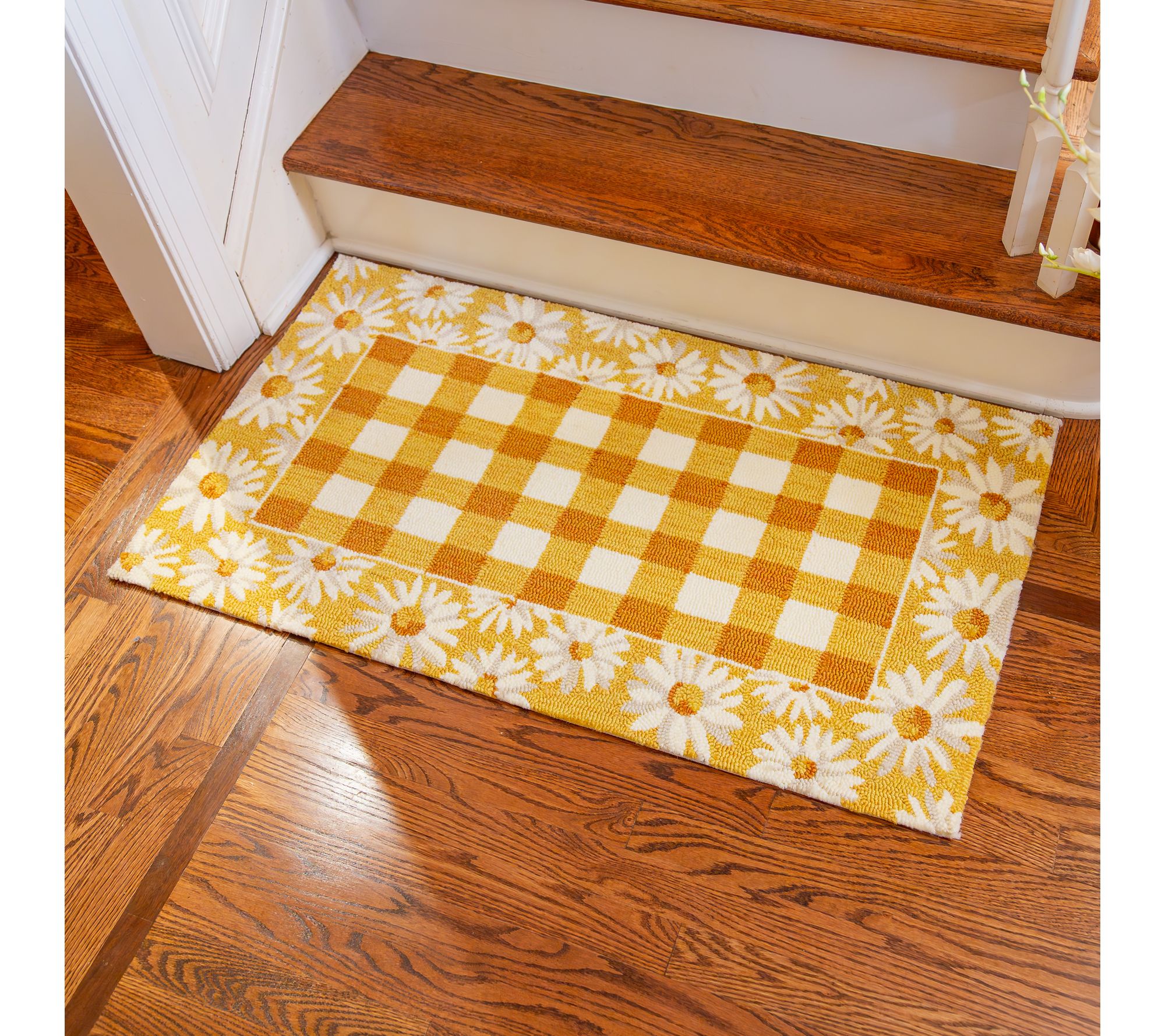 Plow and Hearth Hand Hooked Floral Check Doormat
