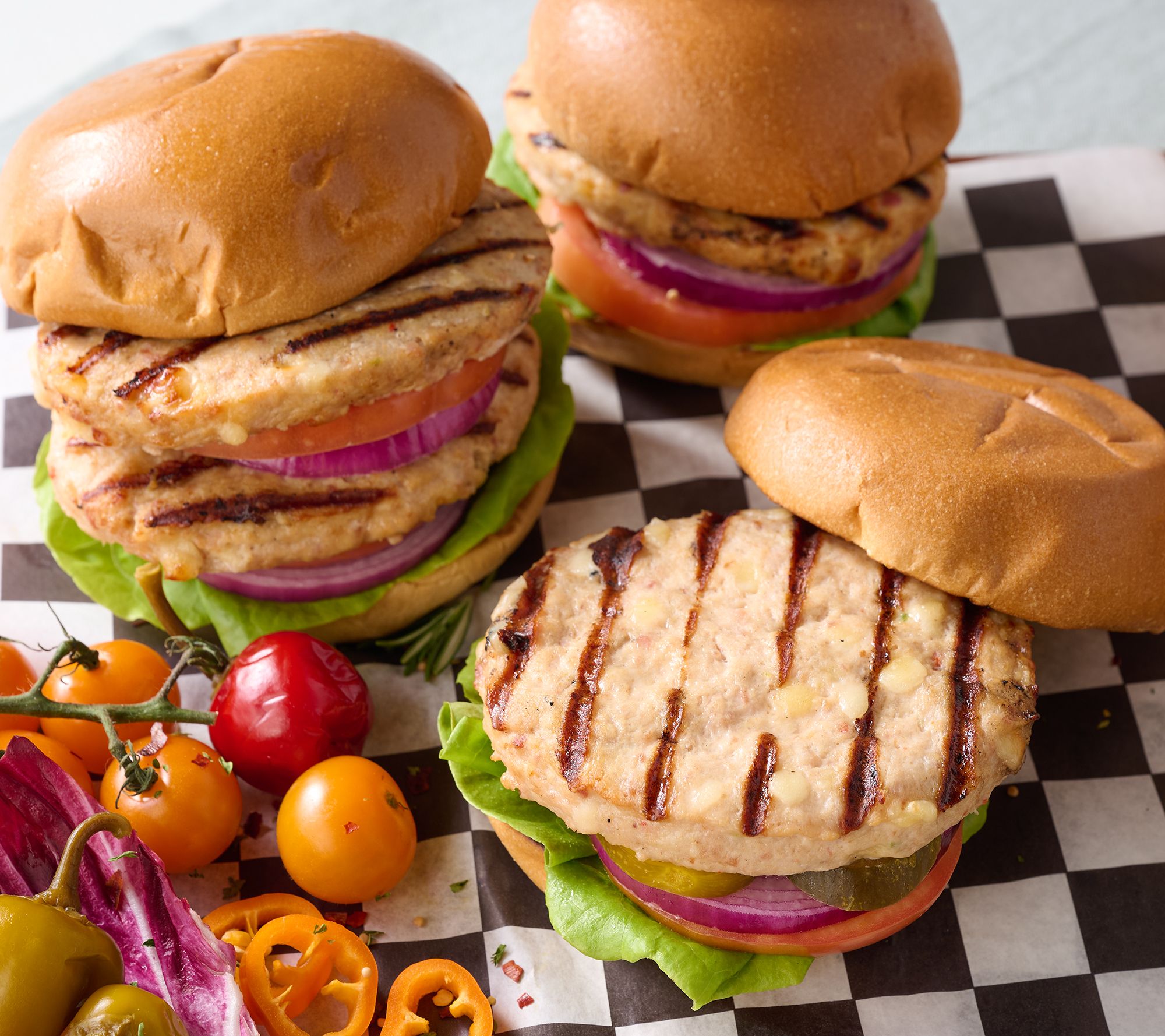 Family Farms (16) 5.5-oz. Bacon & Cheese Stuffed Chicken Patties