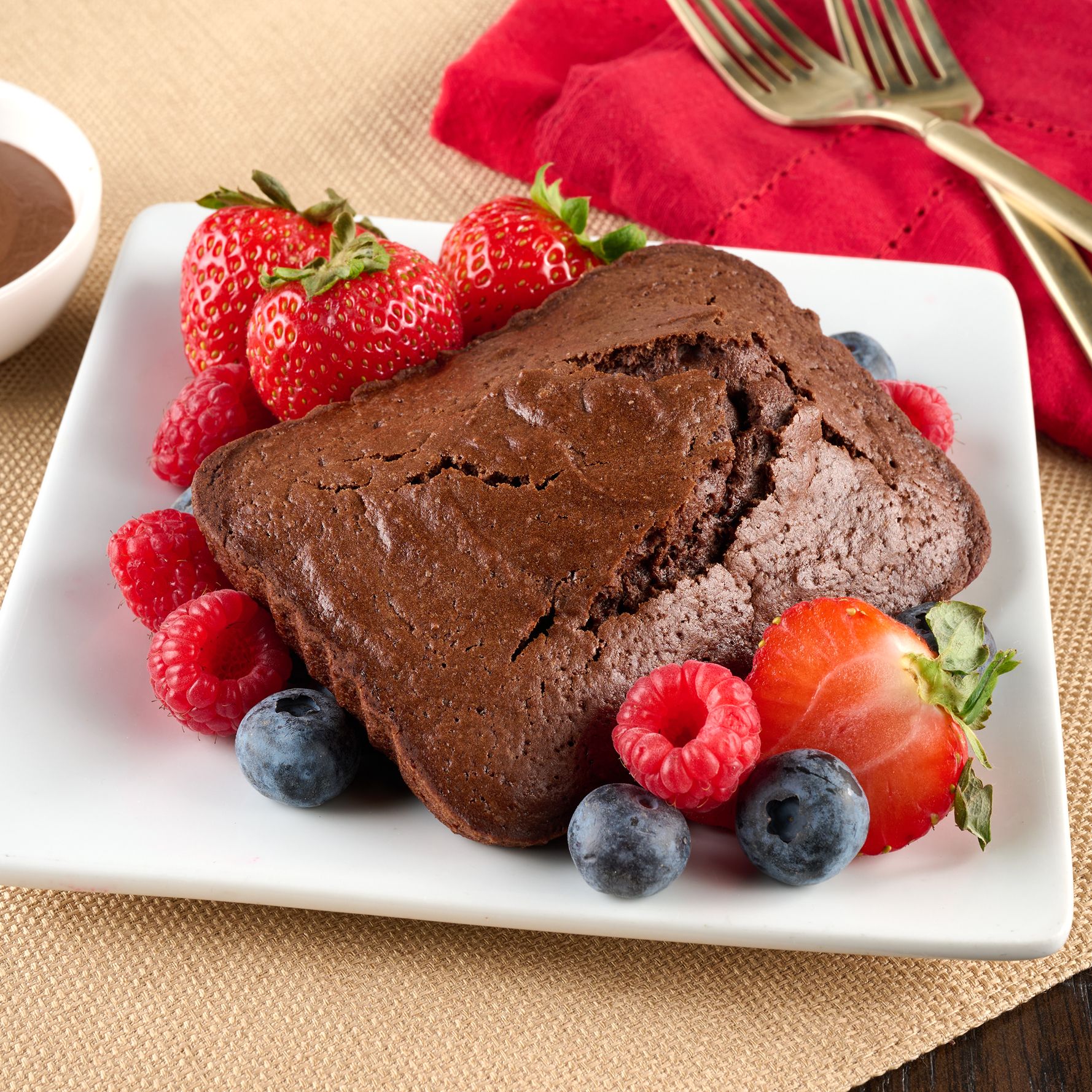  Total Cluster Fudge (10) 3oz Chocolate Chip or Brownie Air Fryer Cakes