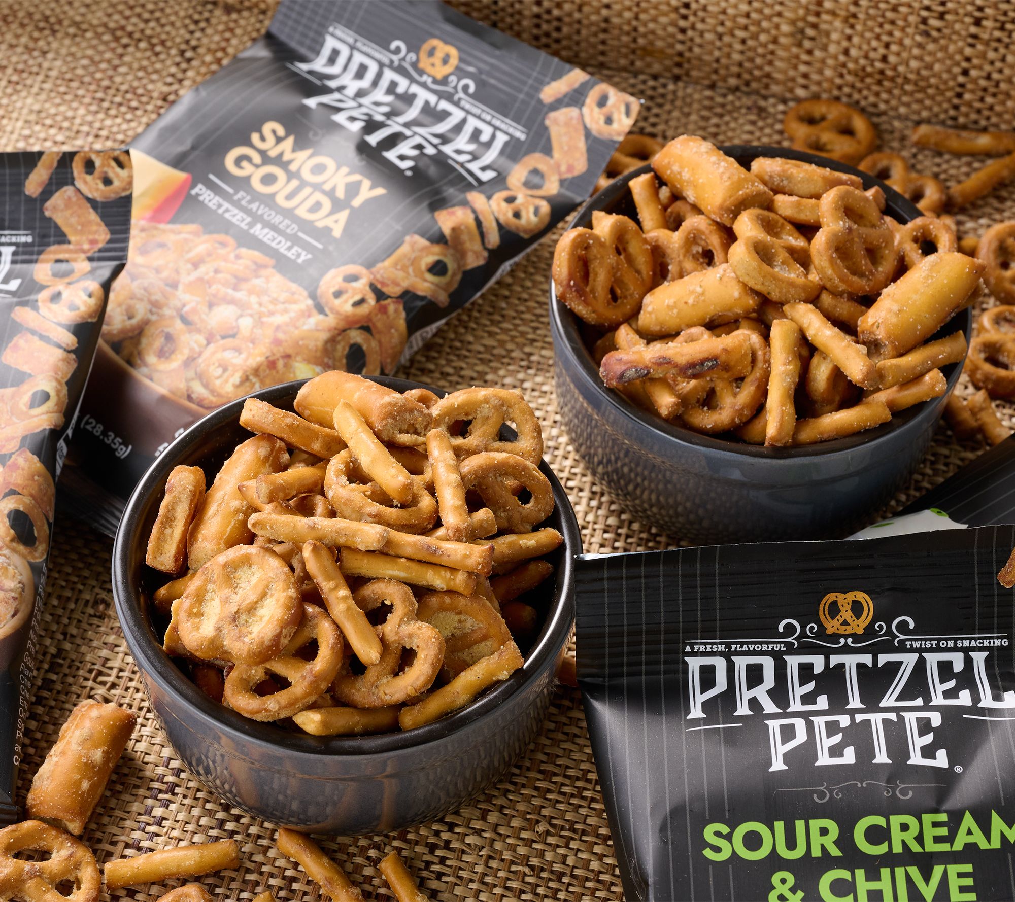 Pretzel Pete (24) 1 oz. Single Serve Pretzel Medley Bags