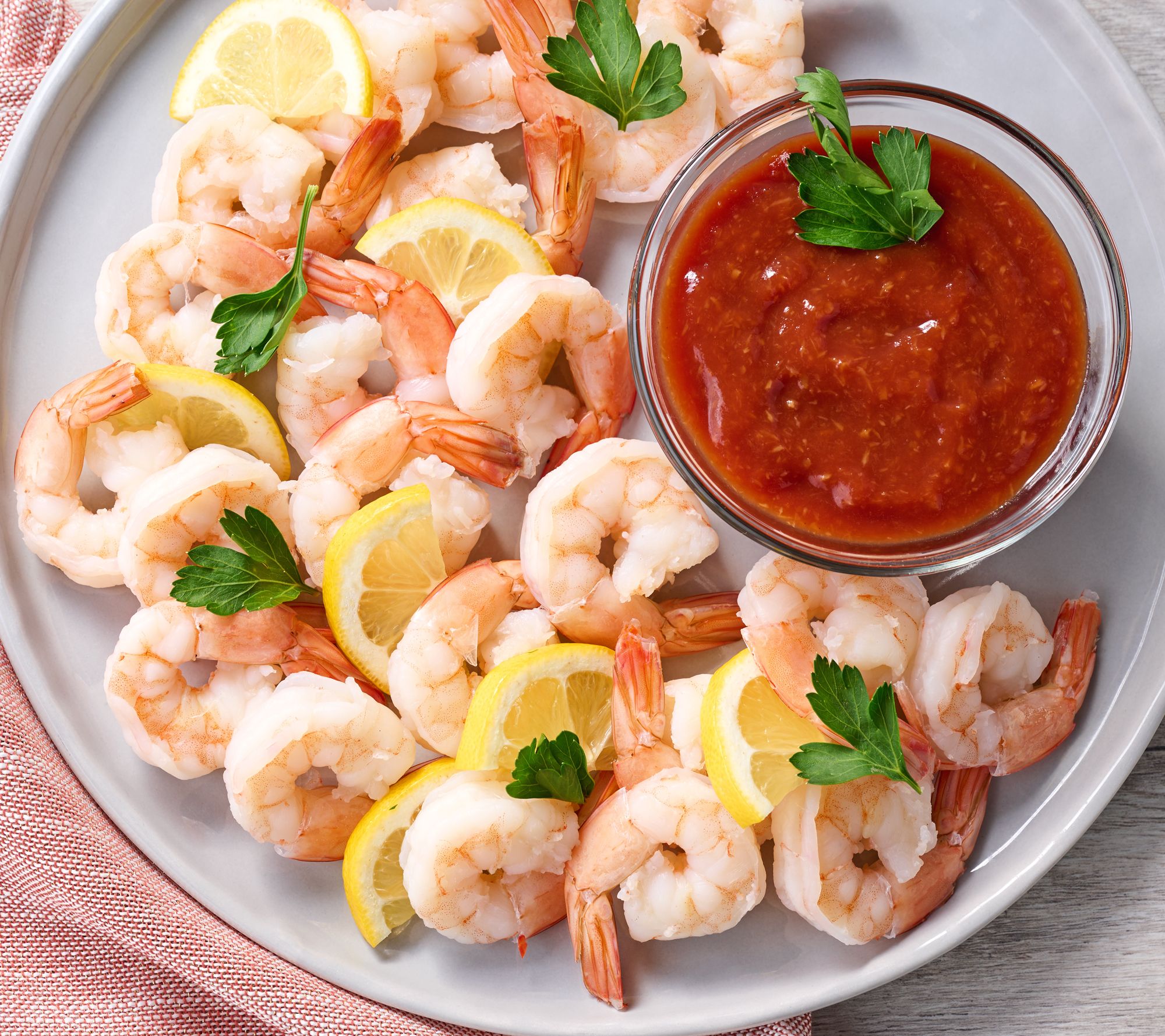 Steamed Jumbo Shrimp with Cocktail Sauce and Remoulade (1 lb)