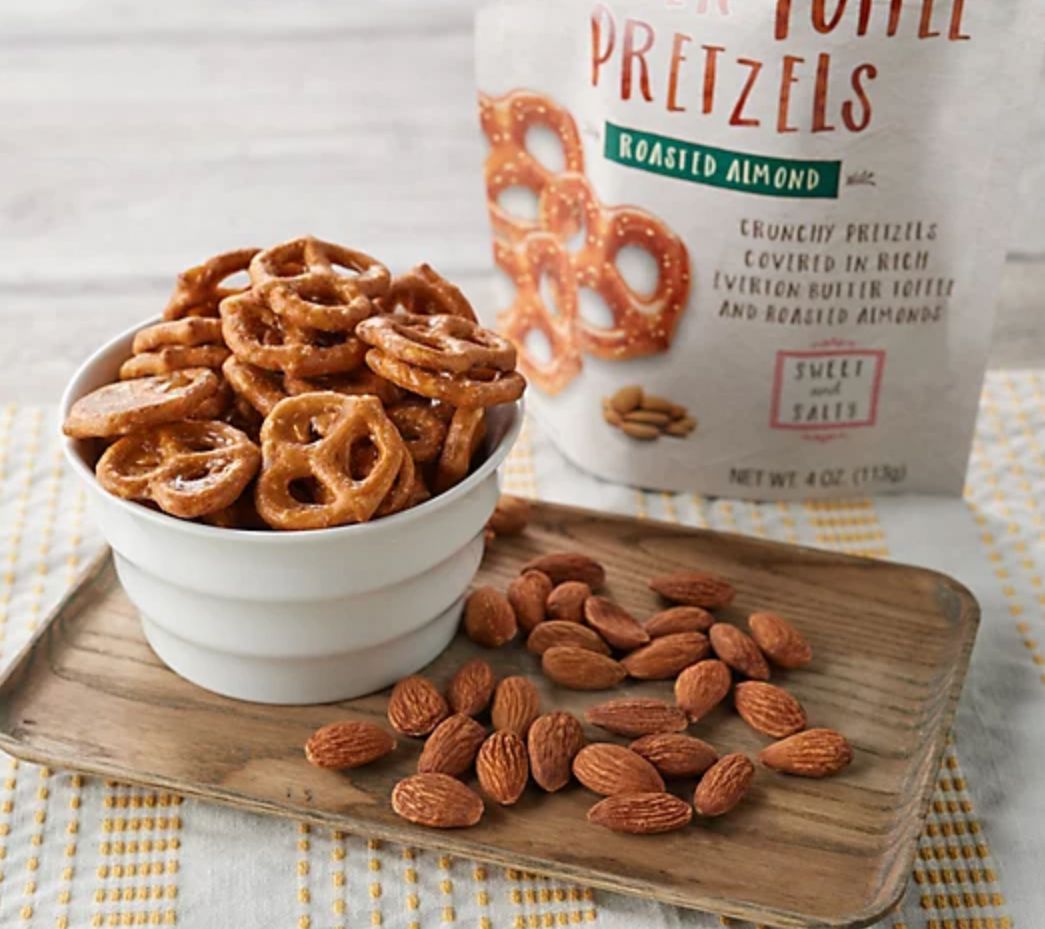 Everton Toffee (20) 4oz Bags Almond Butter Toffee Pretzels