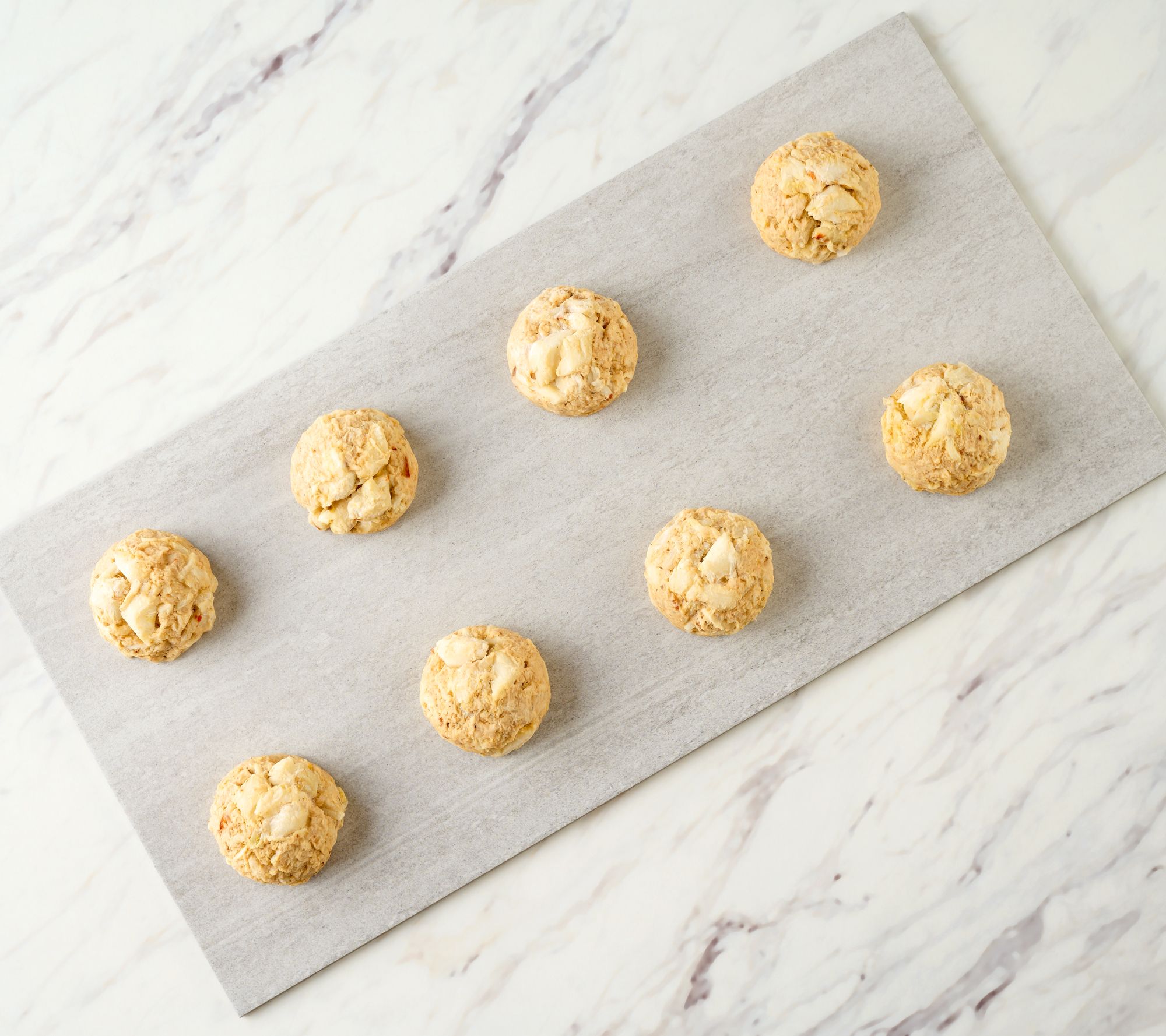 Graham & Rollins (8) 4oz Classic Chesapeake Crab Cakes