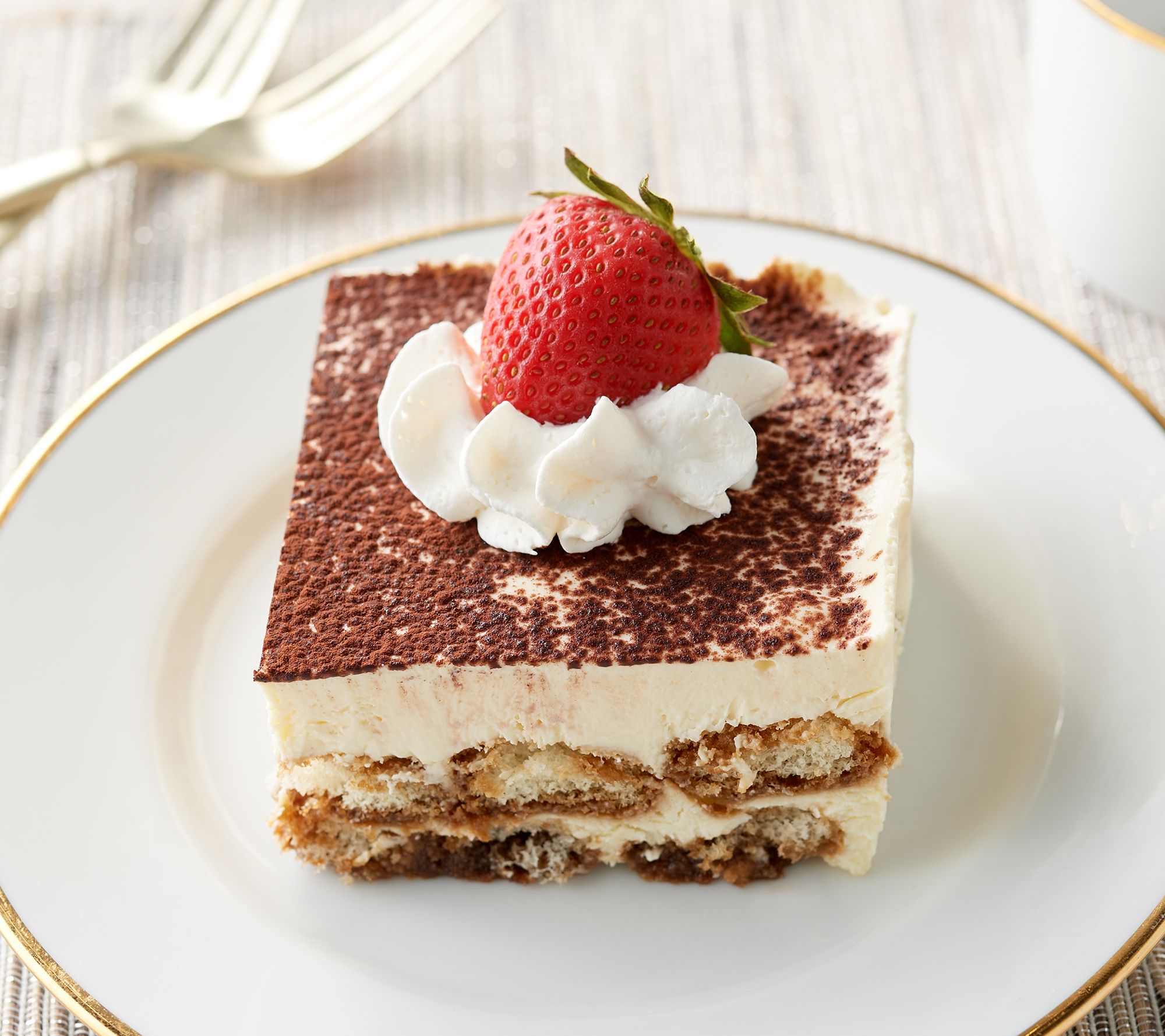 SH11/30 Delizioso Desserts 4.5 LB Italian Dessert Trays