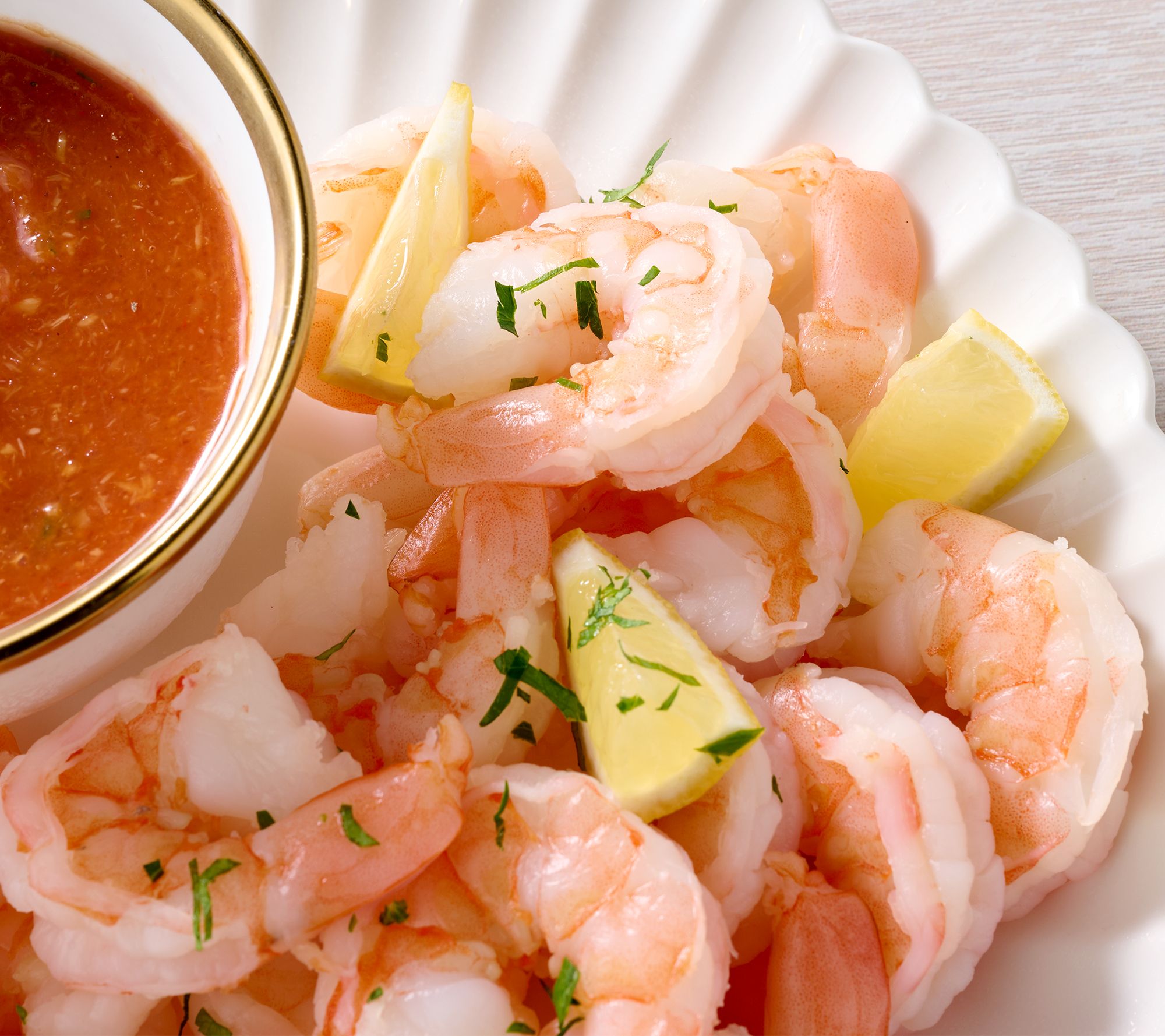 SH 7/20 Fusha Foods 2-lbs Cooked Jumbo XL Shrimp with Cocktail Sauce