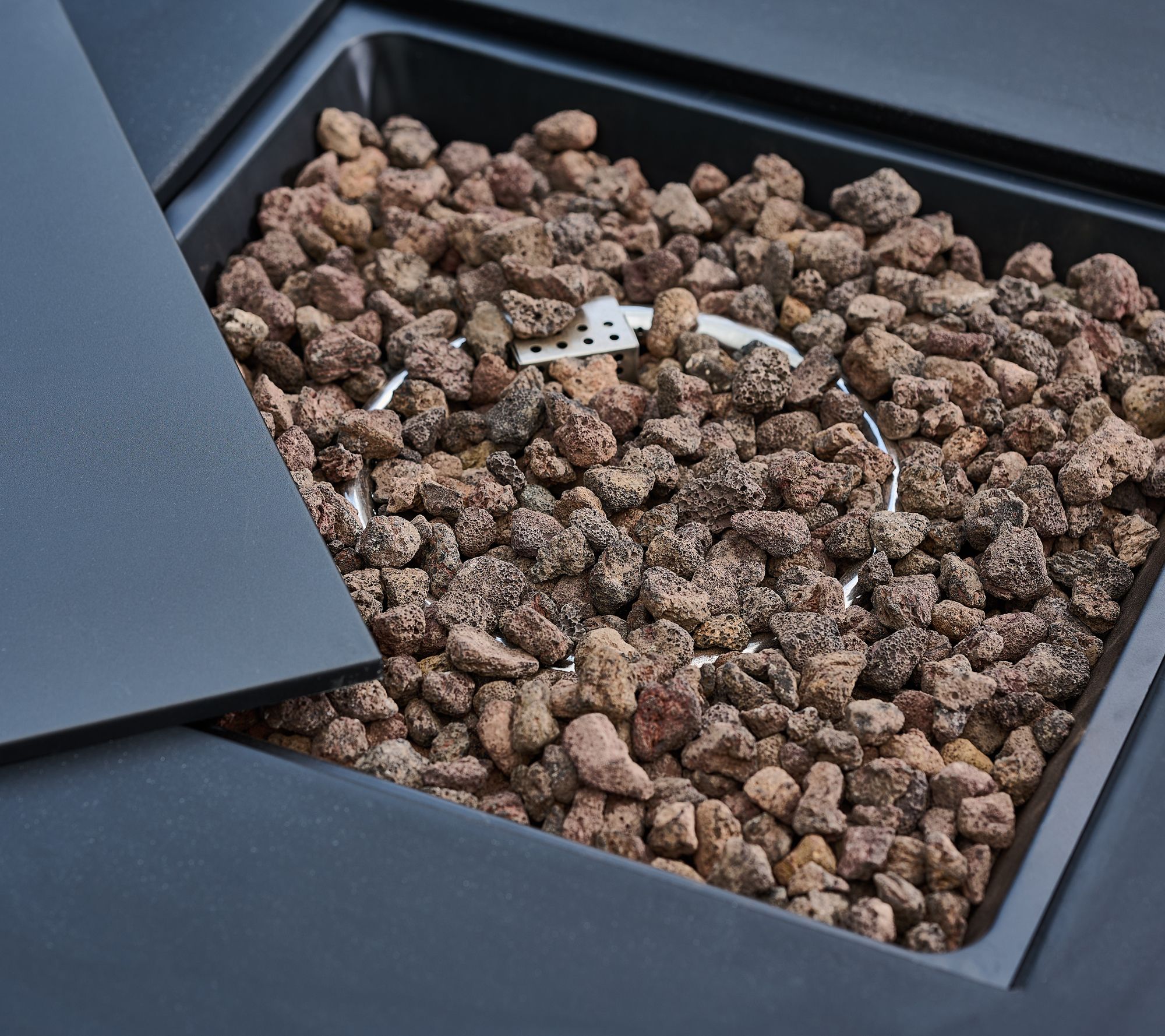 Garden Reflections 50,000 BTU 35" Gas Fire Pit w/ Lava Rocks