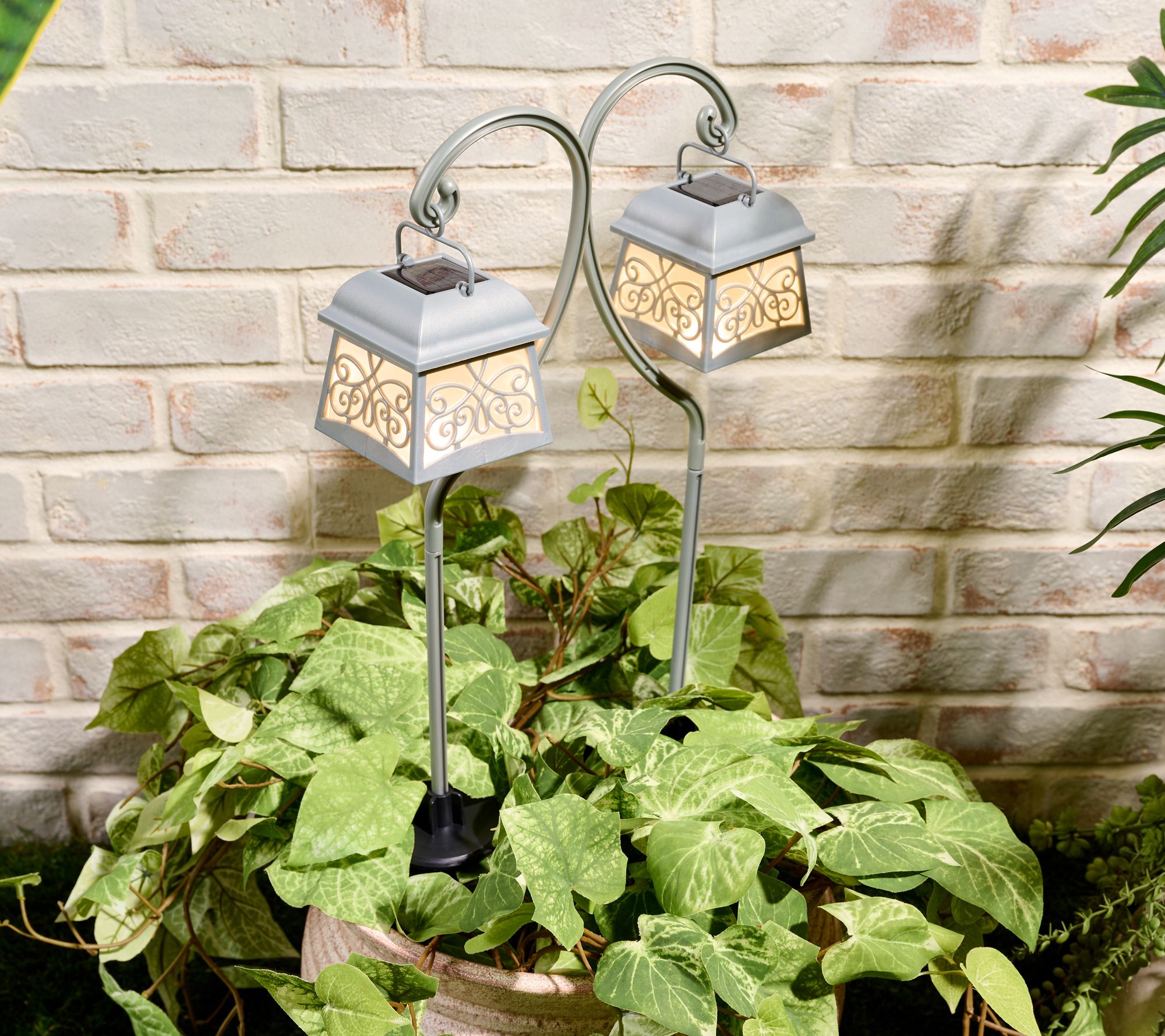 Fusion Set of 2 Coach Lights With Shepherds Hooks
