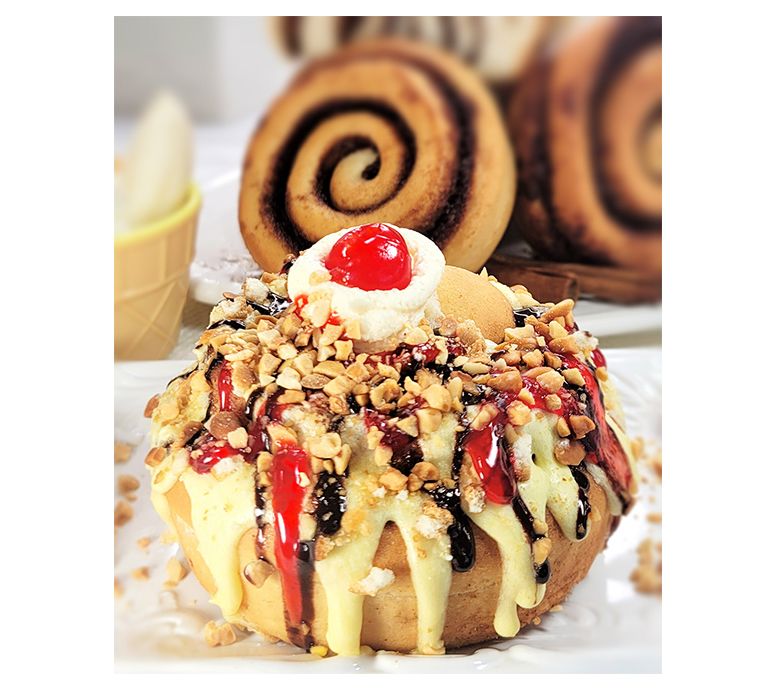 CinnaMom Bakery (12) Banana Split Cinnamon Rolls