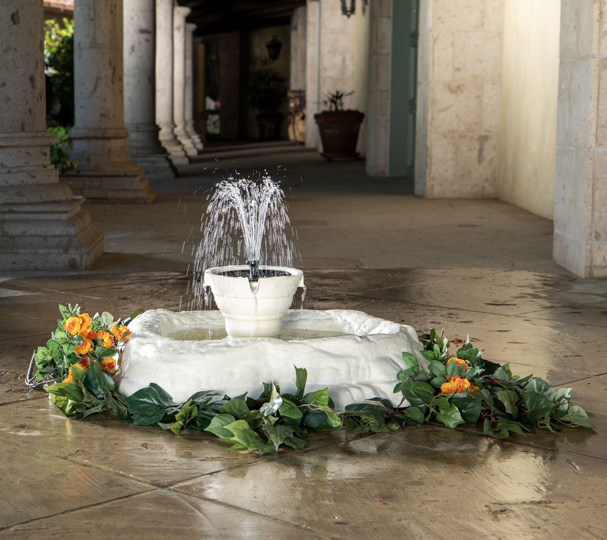 Bernini Roccia Cordless Shallow Pond Fountain