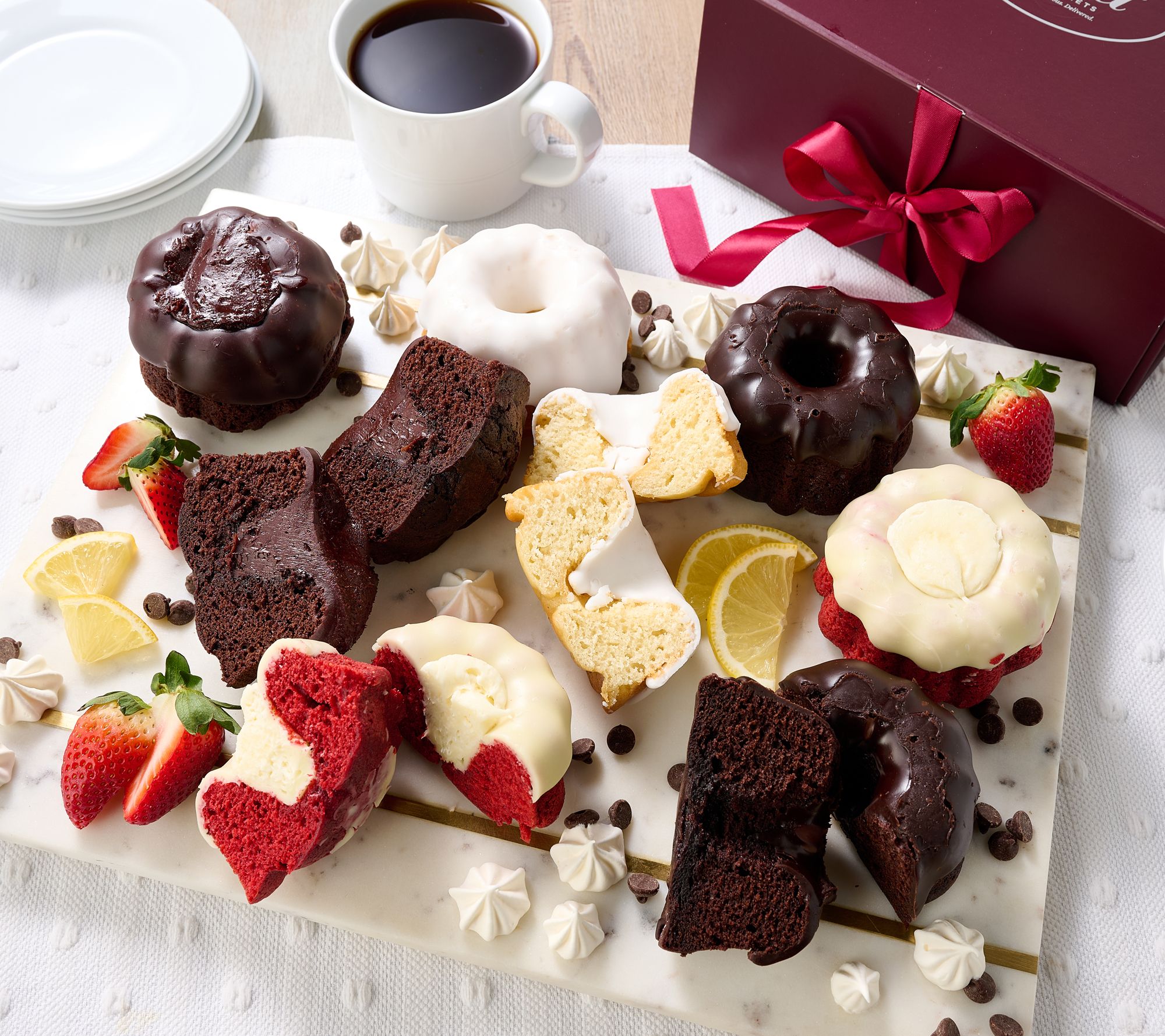 Dulcet (8) Assorted Gourmet Bundt Cakes in Gift Box