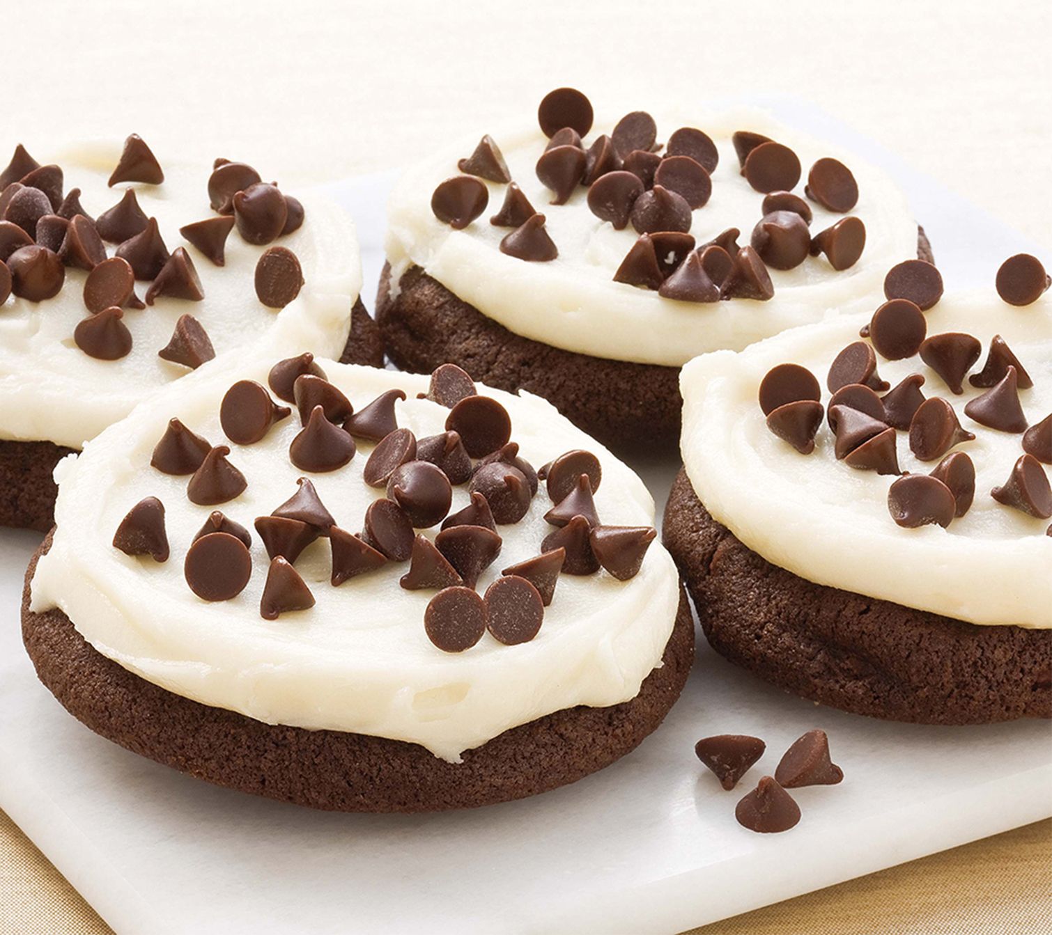 Cheryl's 24 Buttercream Frosted Chocolate Chip Cookies