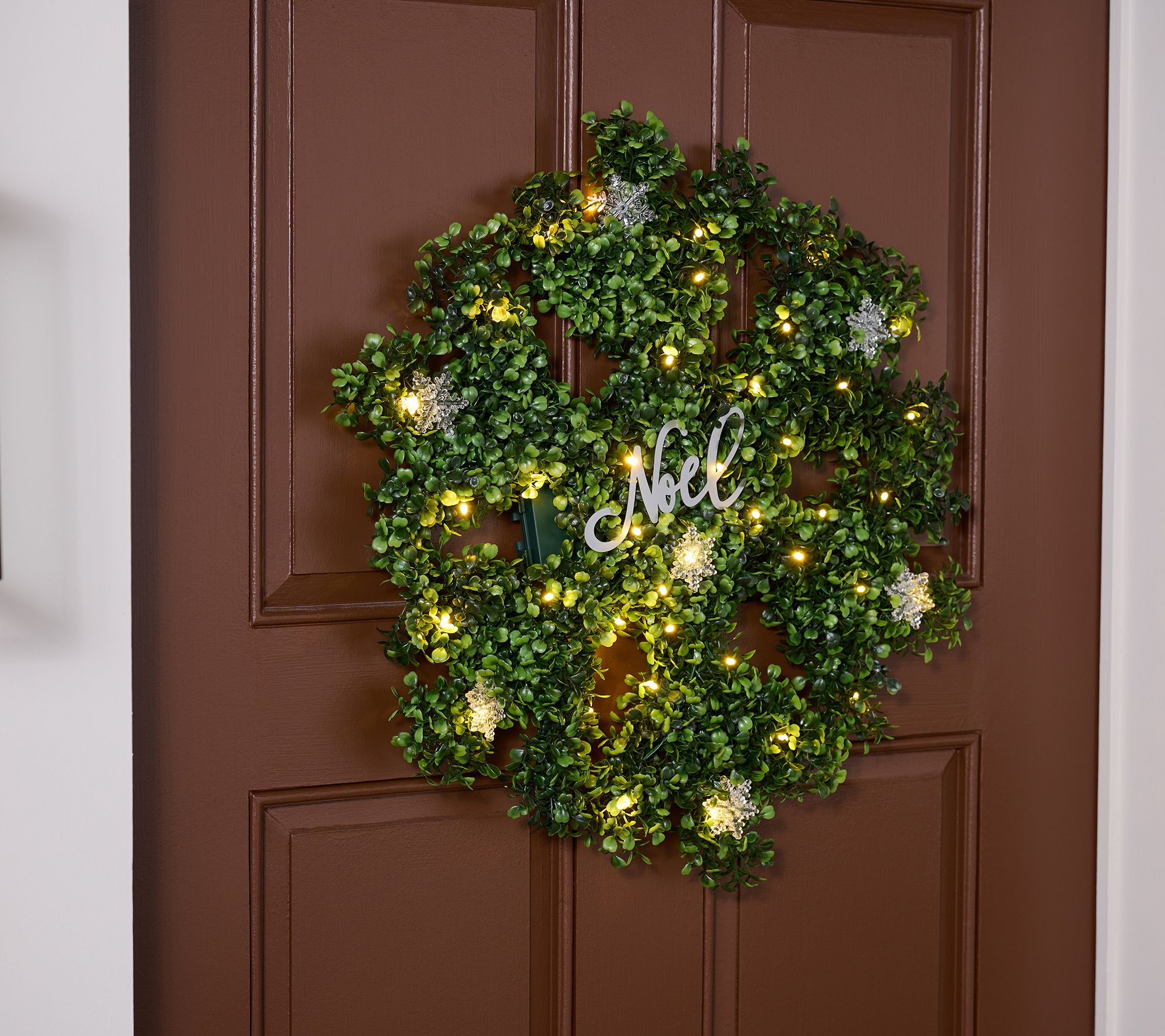 "As Is" Girl Next Door Illuminated Faux Boxwood Holiday Wreath