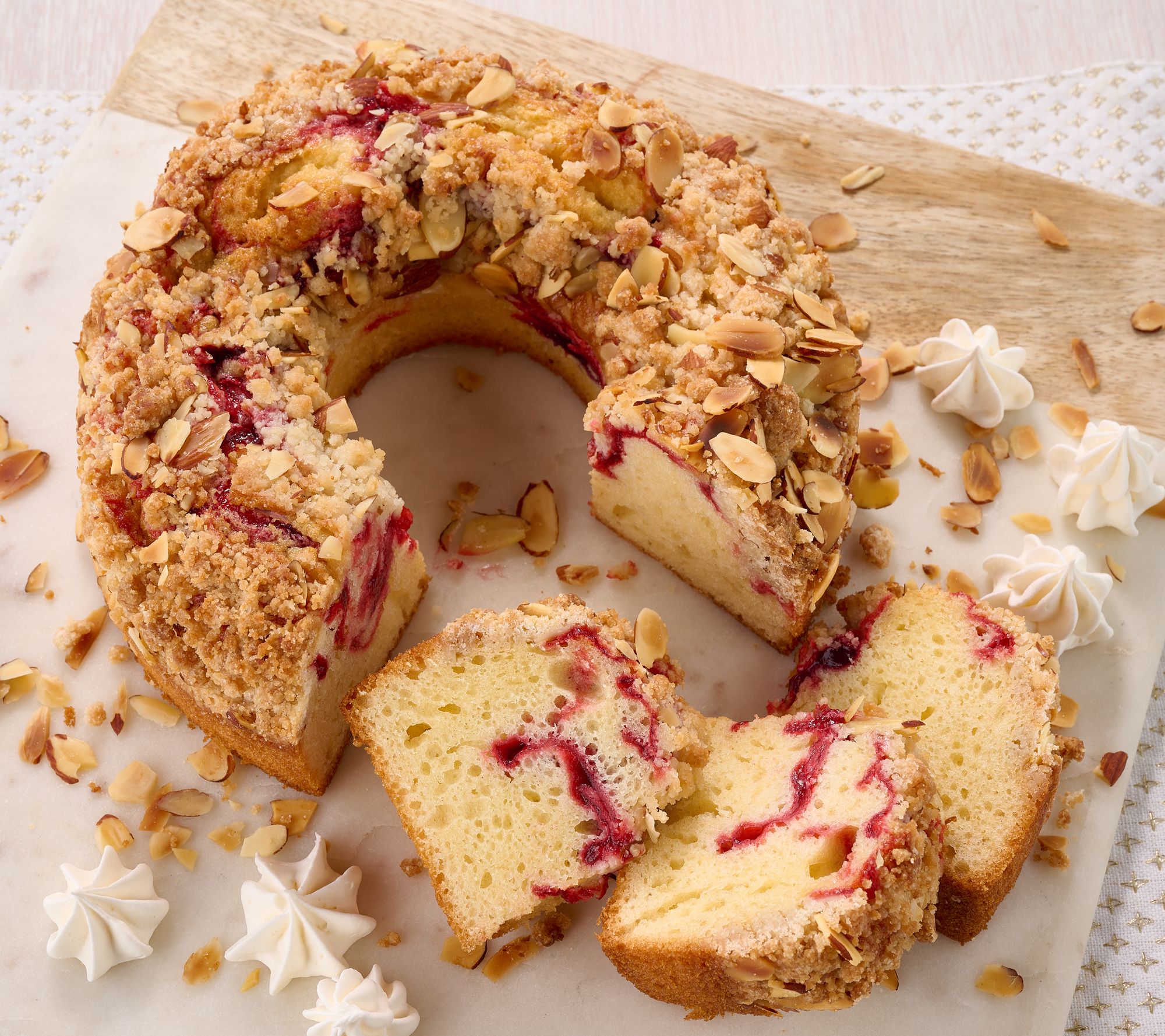 Hahn's Bakery 2 LB Fresh Baked Holiday Coffee Cake Ring