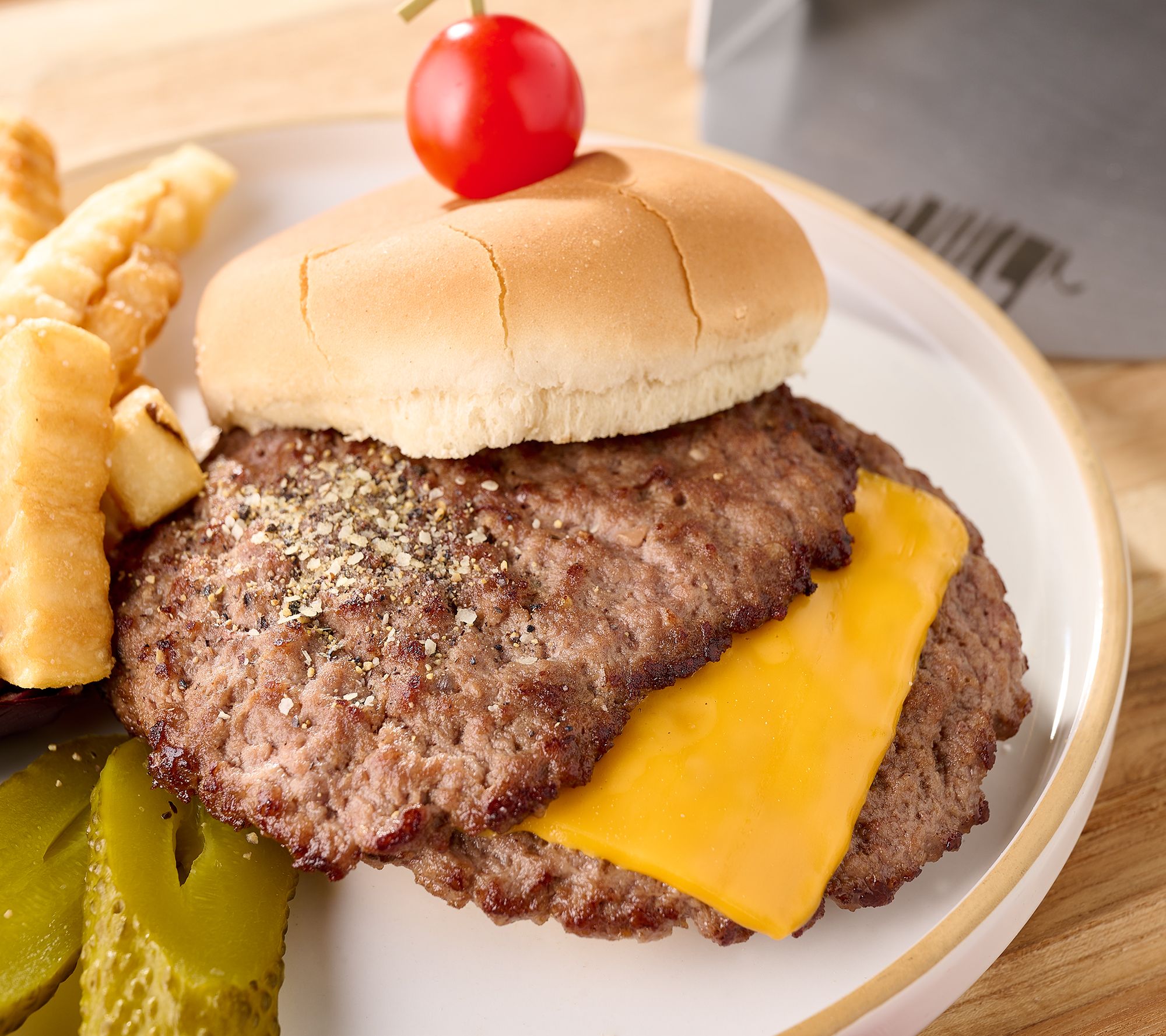 Rastelli's (15) 3-oz Black Angus Smash Burgers w/ Burger Press