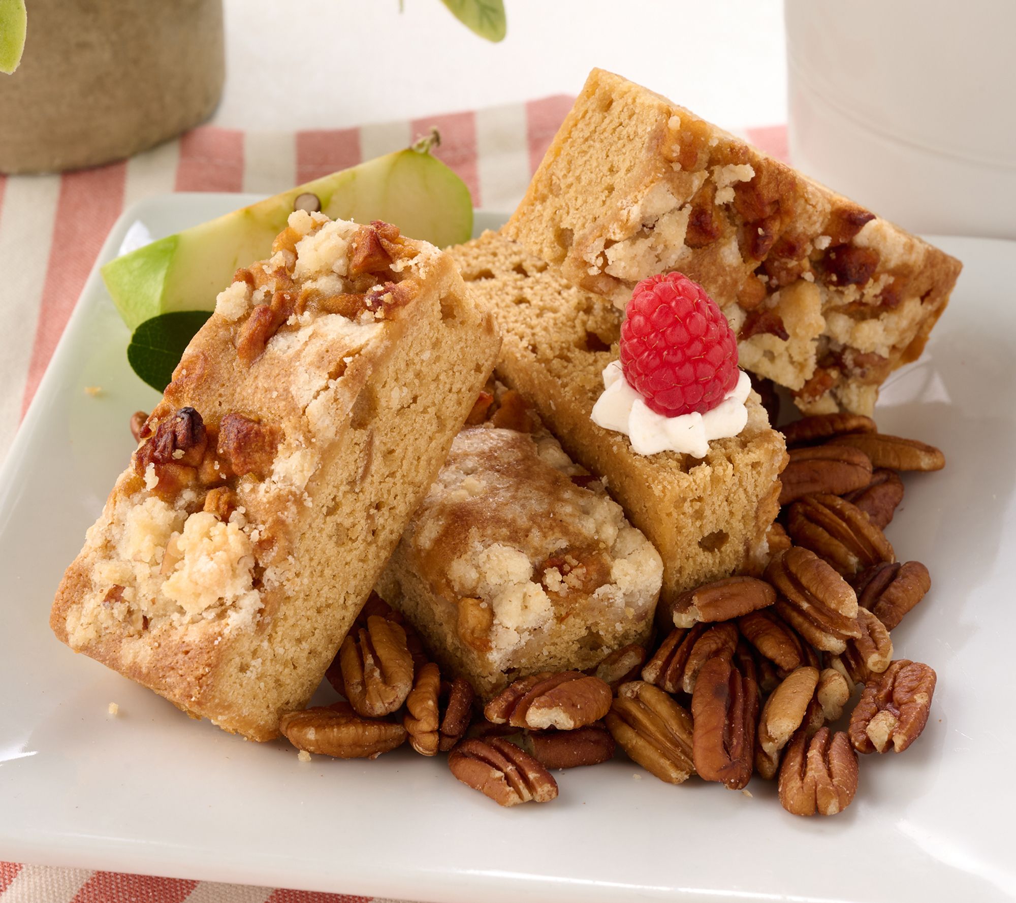 Peach & Honey Baking Co. (16) Cake Bars Assortment