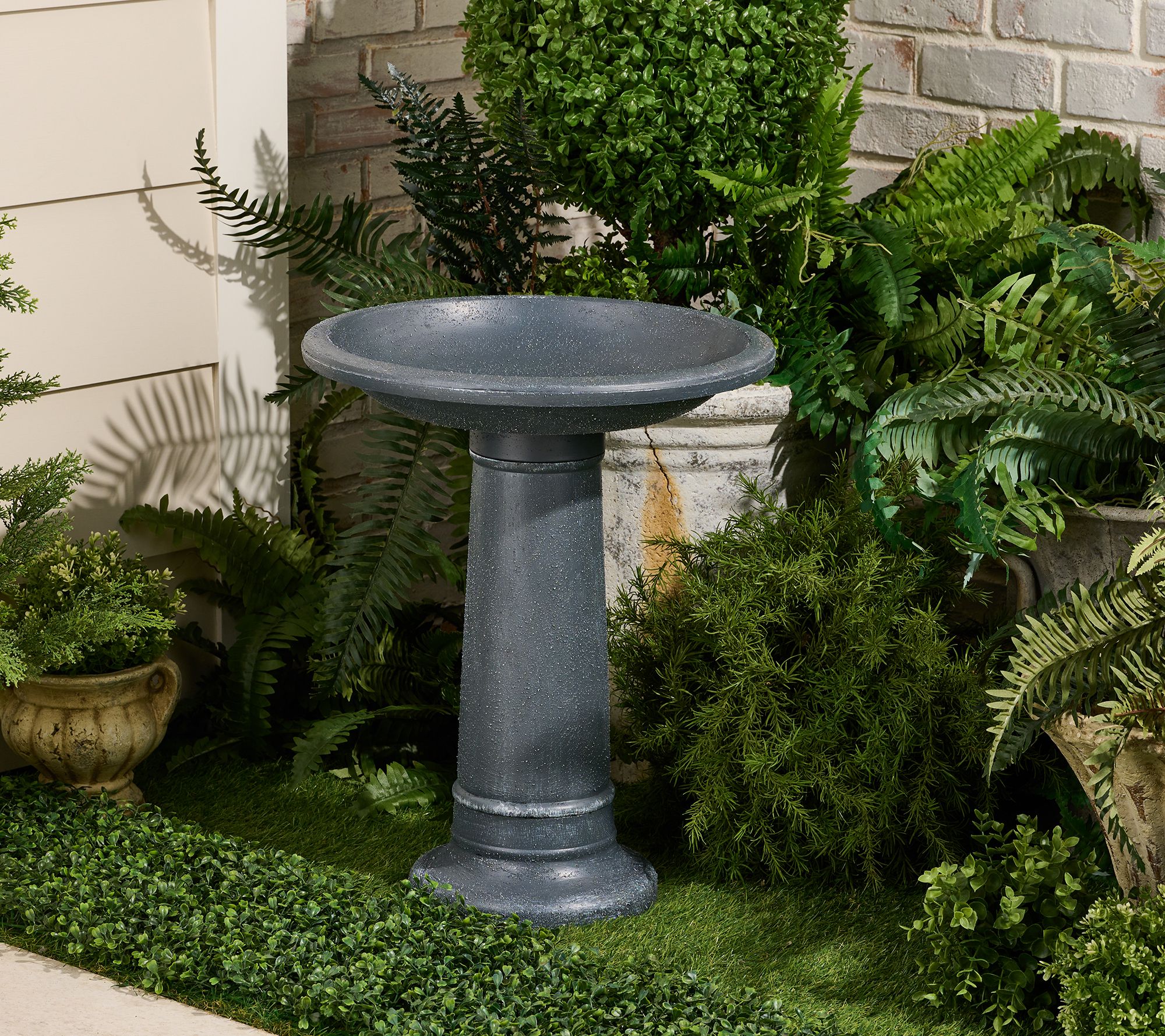 Jennings Faux Ceramic Bird Bath With Fillable Base