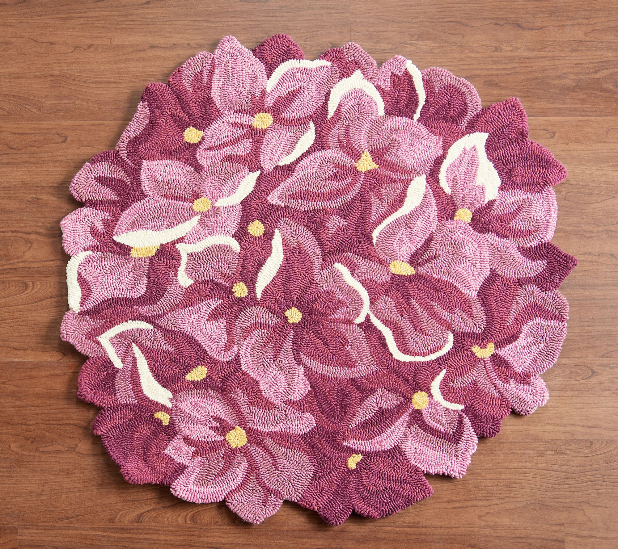 Plow Hearth Fl Shaped Throw Rug, Plow And Hearth Rugs