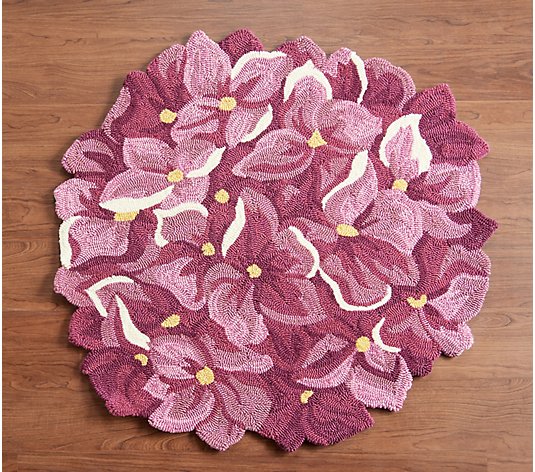 Plow & Hearth Floral Shaped Throw Rug
