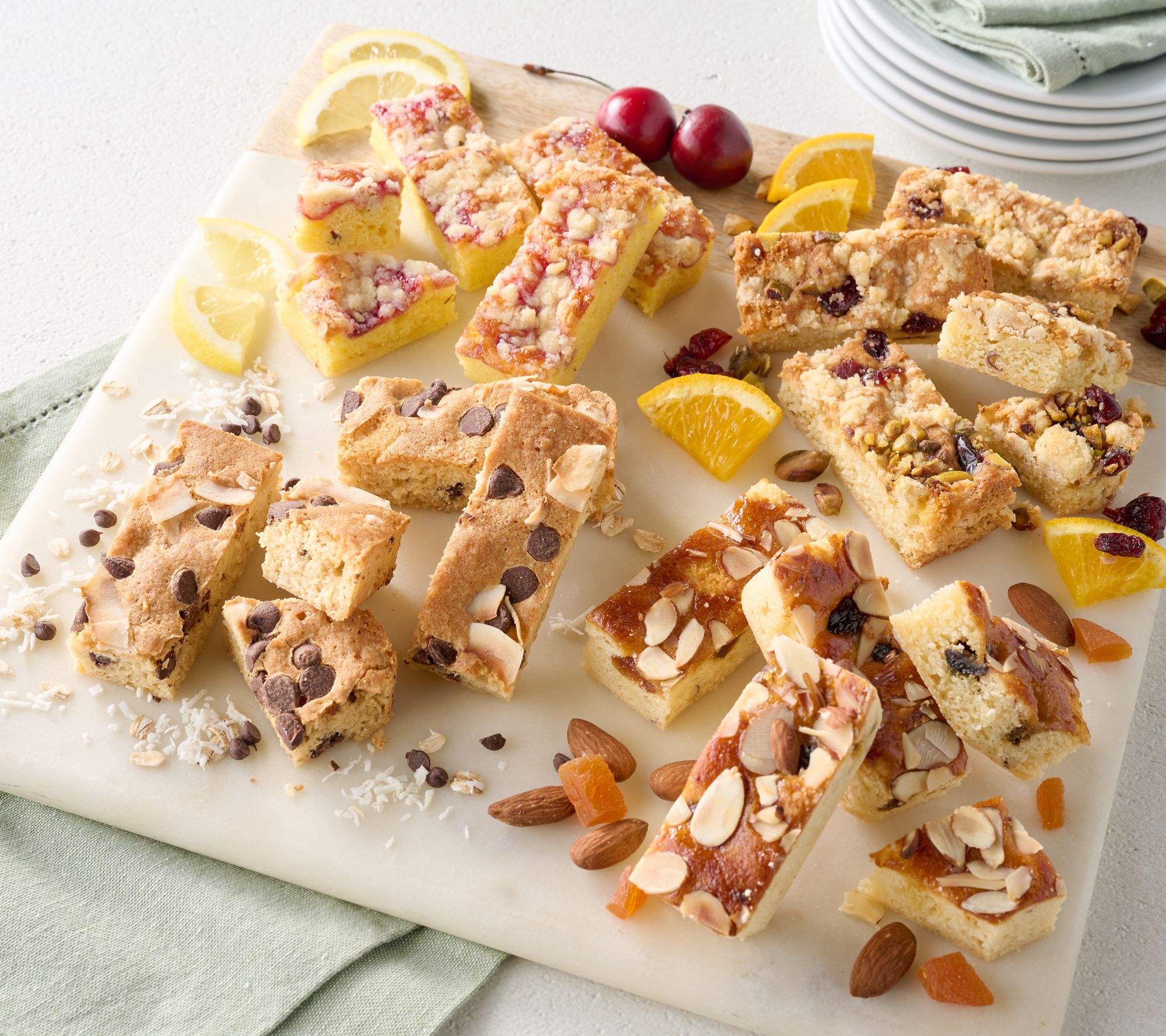 Peach & Honey Baking Co. (16) Cake Bars Assortment
