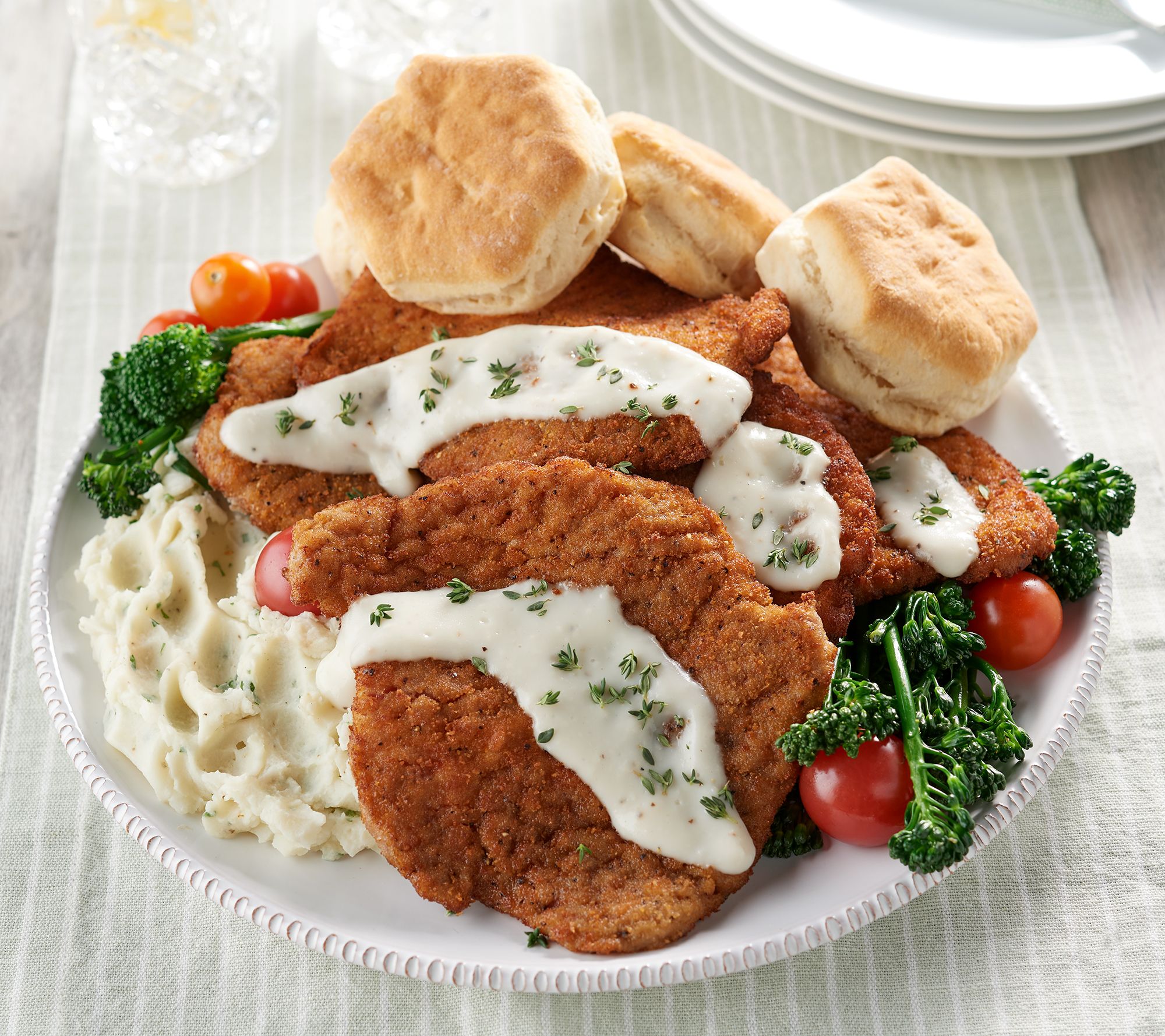Heartland Fresh (8)5oz Breaded Pork Tenderloins w/ Biscuits &Gravy