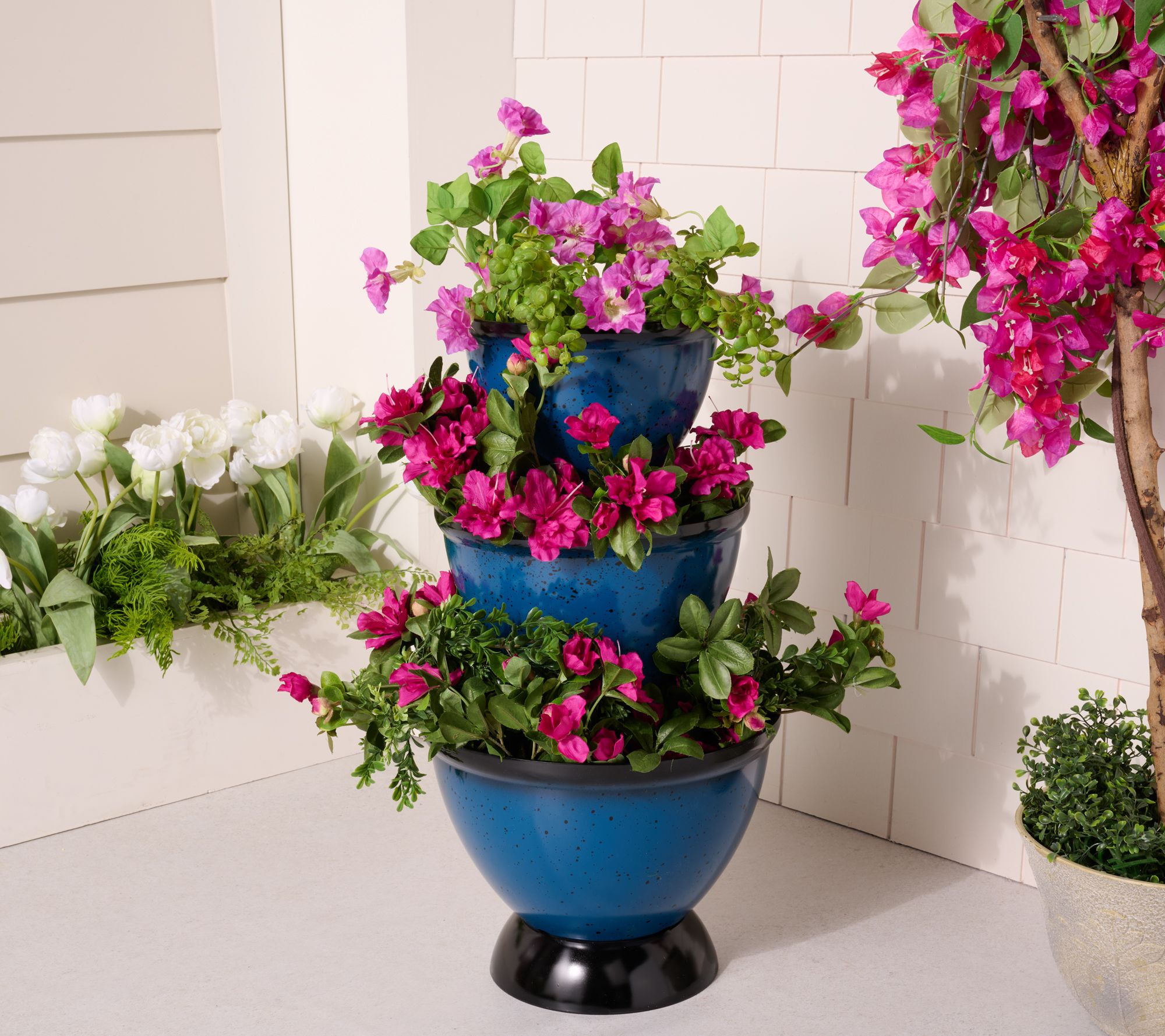 Jennings Faux Ceramic Speckled 3-Stack Planter