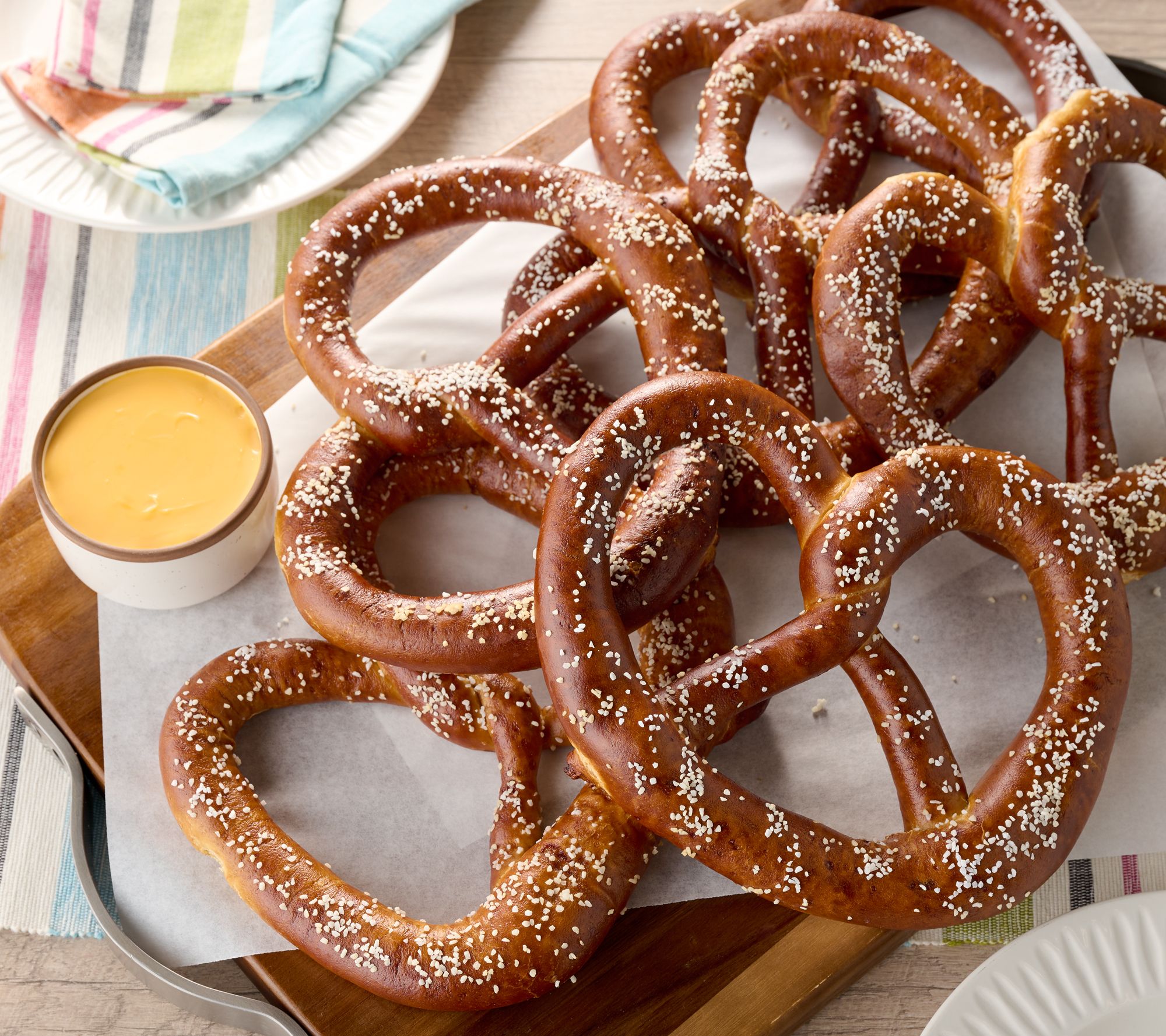 Ben's Soft Pretzels - Can you name all 11 gourmet pretzel dipping