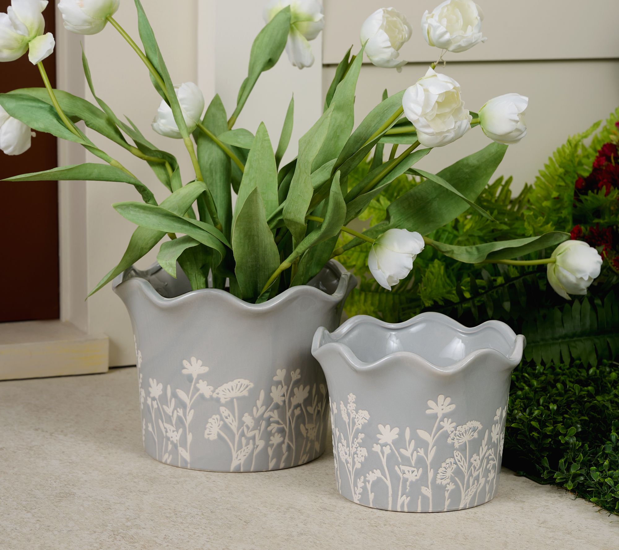 Garden Reflections Set of 2 Scallop Top Planters