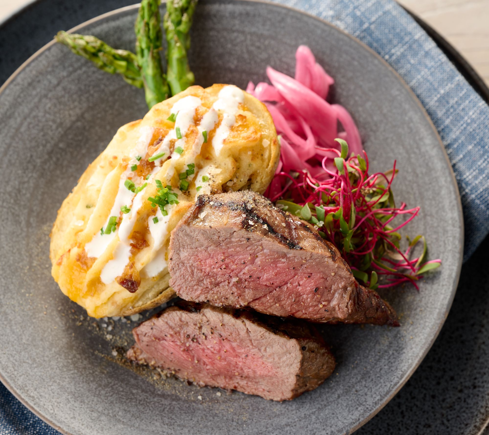 Kansas City Steak Co. (8) 5oz Top Sirloins with Potatoes