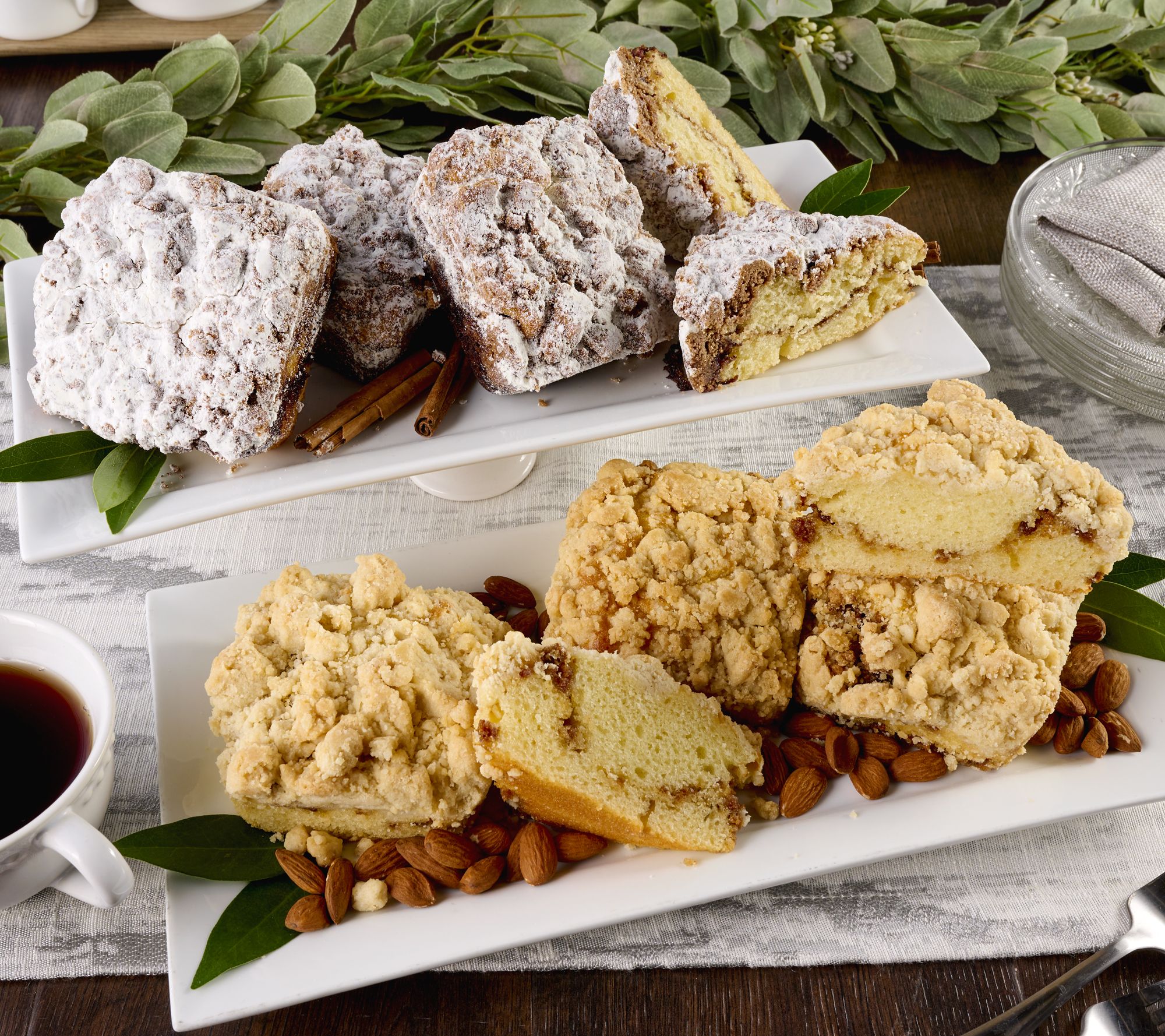 SH12/8 Jimmy the Baker (12) 6.5oz Holiday Flavor Crumb Cakes