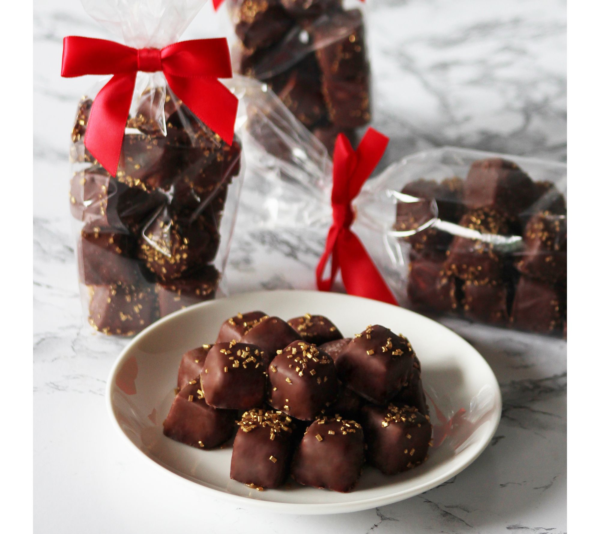 SH11/17 Mrs. Prindables 3pc 6oz. Holiday Milk Chocolate Covered Caramel