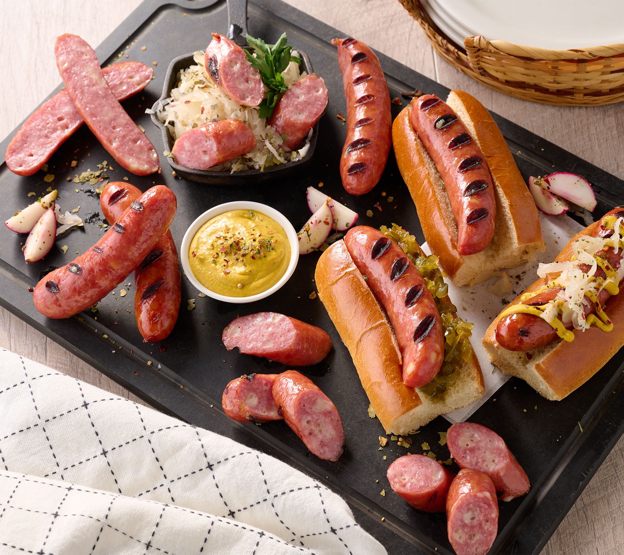 Kansas City Steak Co. (30) 2.8-oz White Cheddar Bratwurst