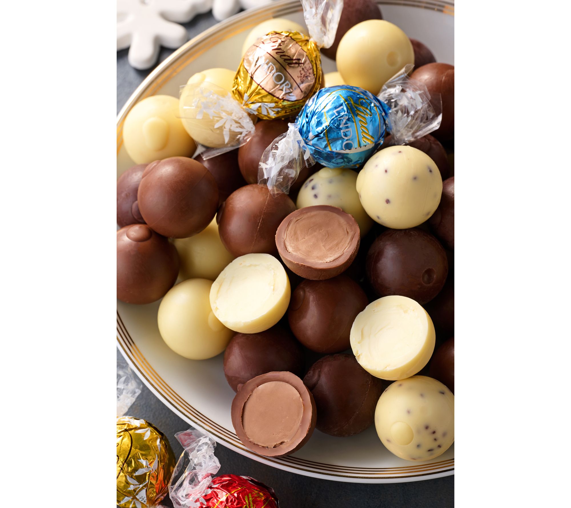 SH12/9 Lindt LINDOR 150 Assorted Truffles AutoDelivery