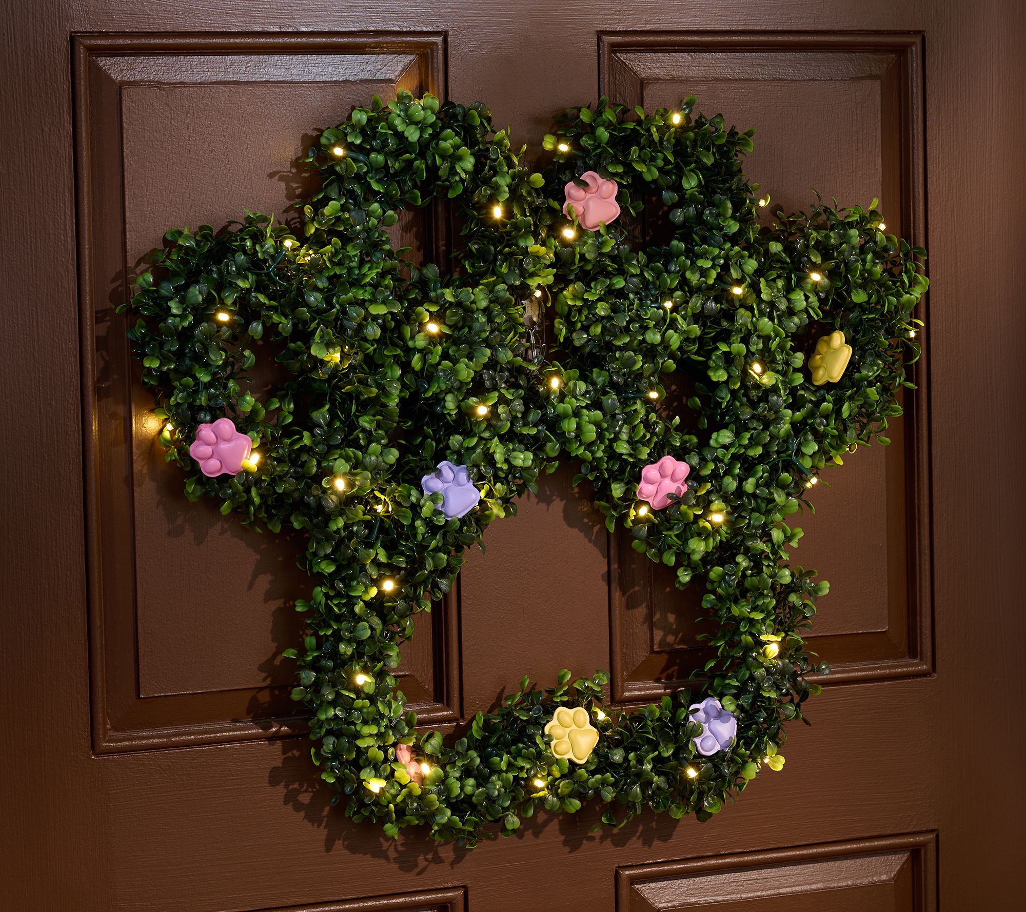 "As Is" Girl Next Door Illuminated Indoor/Outdoor Boxwood Wreath