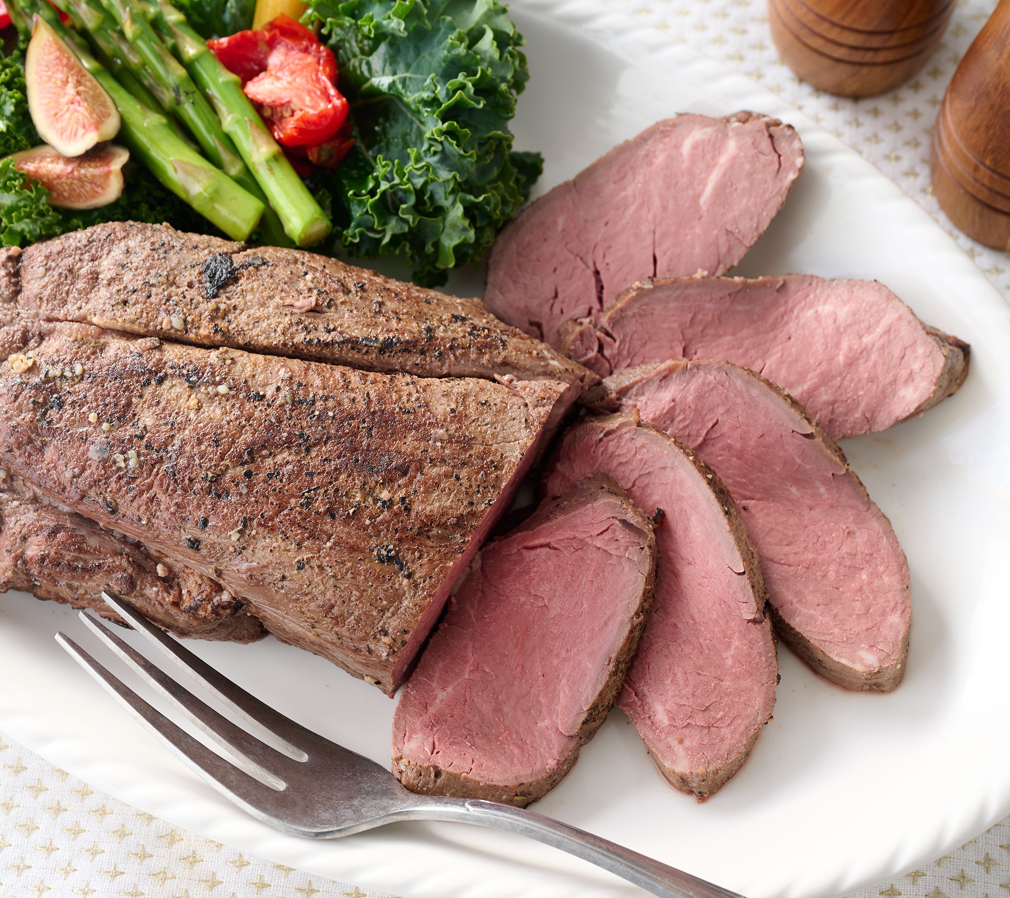 SH3/25 Chef Wonderful 2.5-lb Fully Cooked Beef Tenderloin