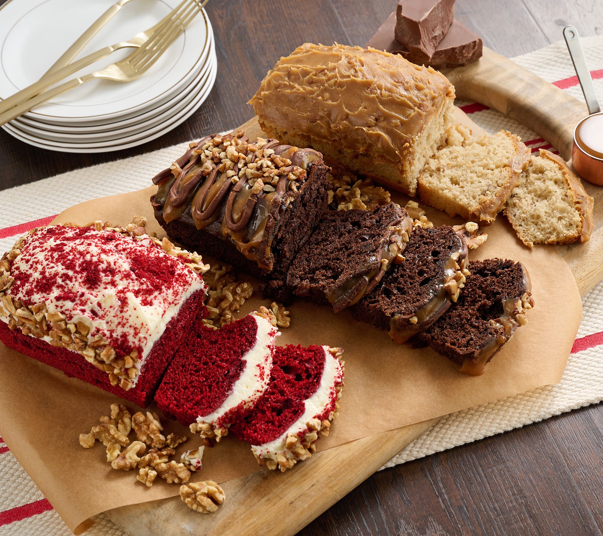 SH11/79 Savannah's Candy Kitchen Southern Loaf Cakes Trio