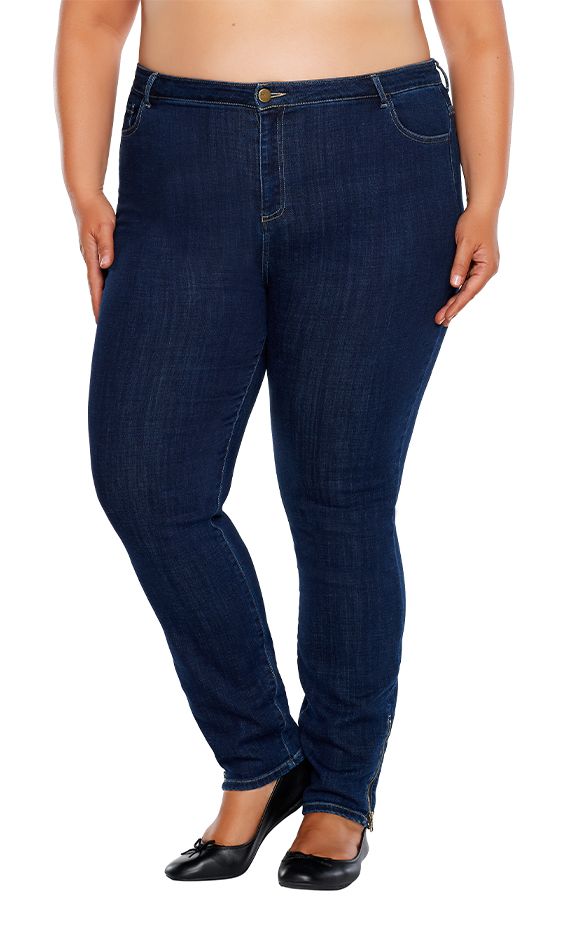 Fitted plus size bottoms for women, cut to follow the lines of the body.
