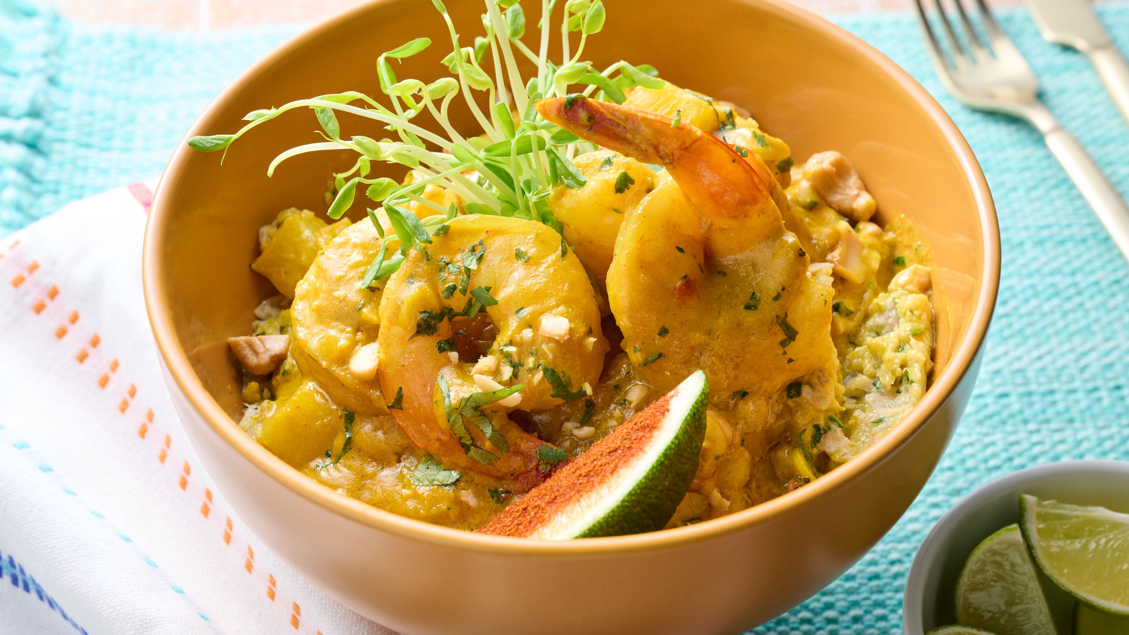 Island Shrimp or Salmon Bowl 