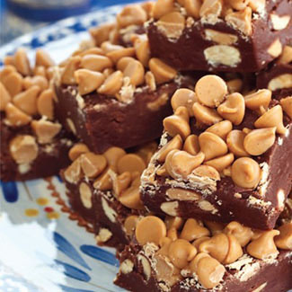 Microwave Peanut Butter Cup Fudge