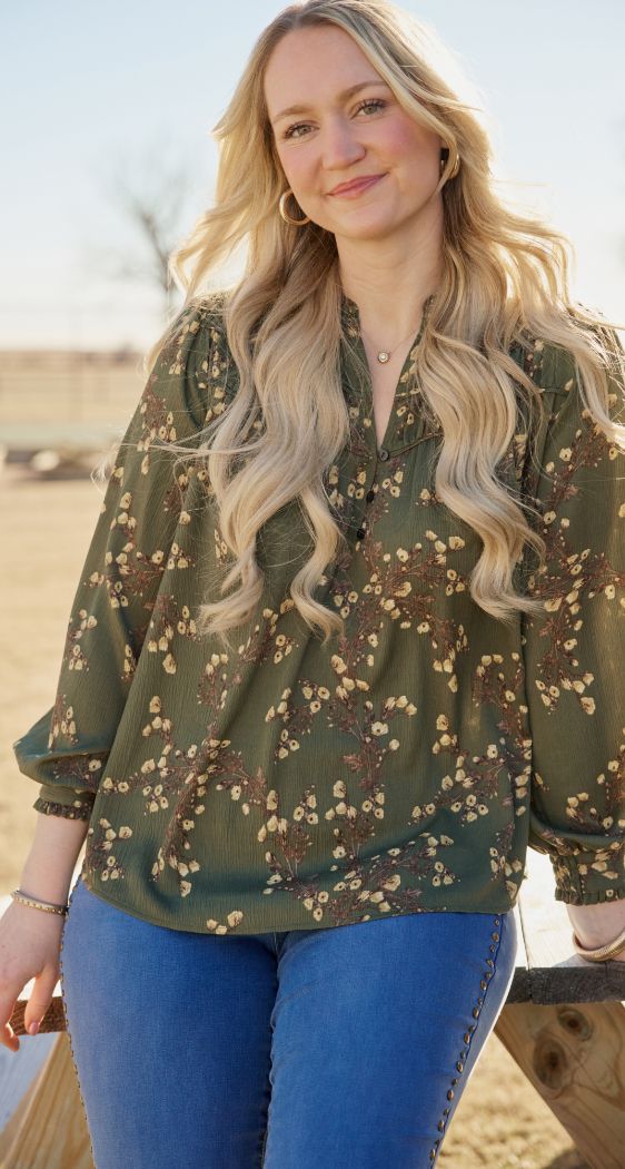 Ree by The Pioneer Woman Long-Sleeve Blouse with Ruffle Neckline