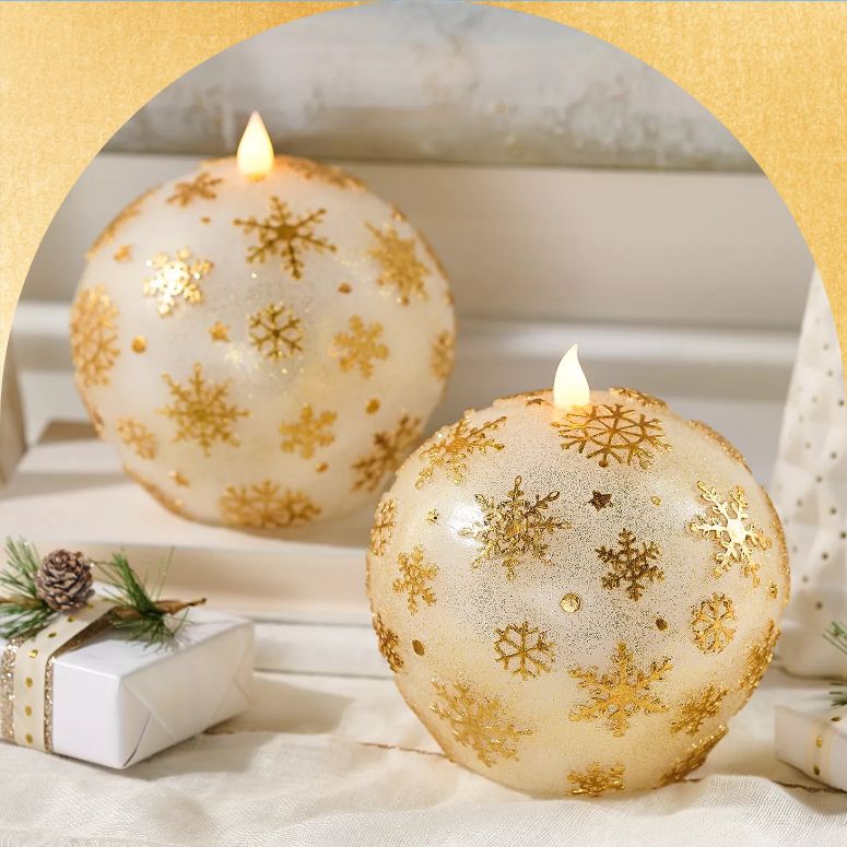 Holiday German Glitter Snowflake Vase Filler
