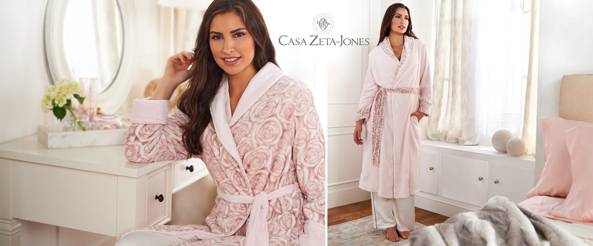 casa zeta jones robe qvc casa zeta jones reversible velvet soft signature casa zeta jones robe qvc casa zeta jones reversible velvet soft signature