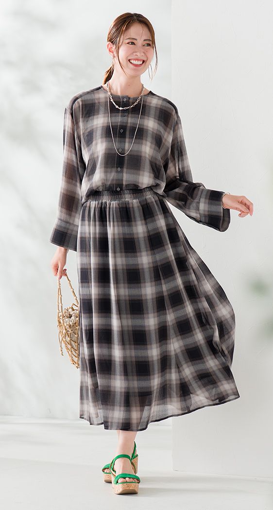 チェックスカート