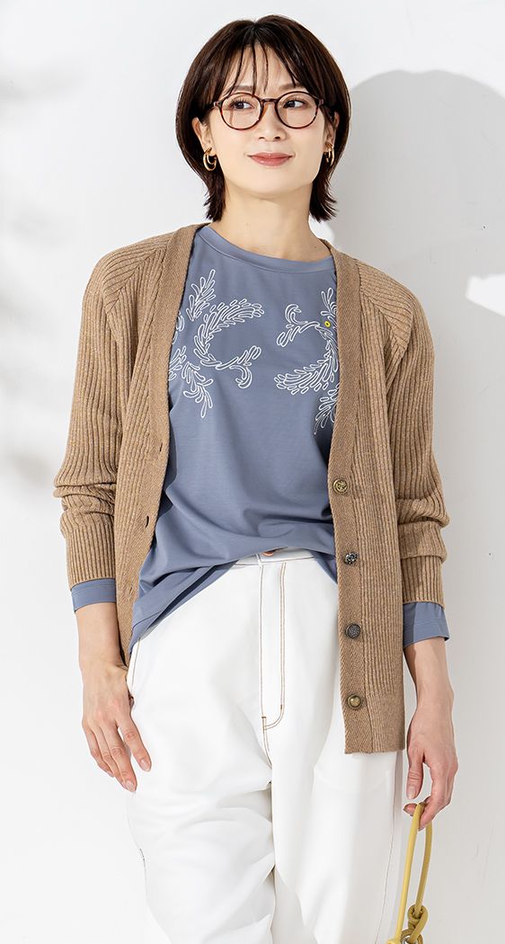 ニットカーディガン