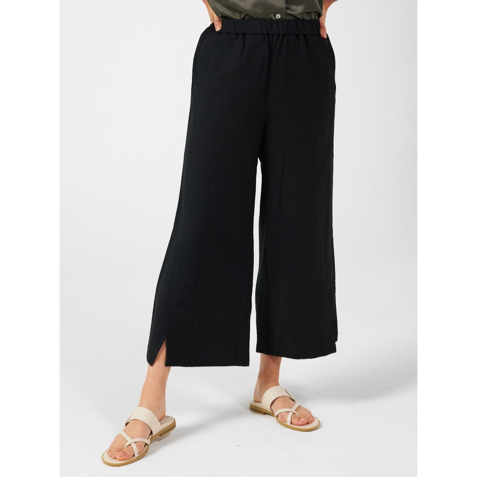 WynneLayers Polished Knit Crop Pant with Grommets