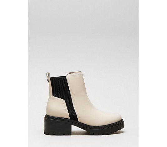Naturalizer Jadyn Ankle Boot