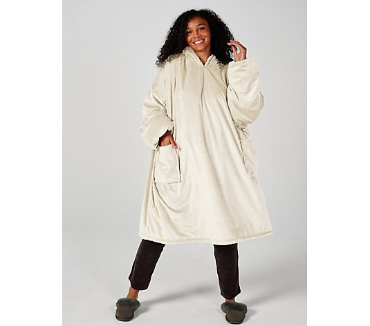 Cozee Home Velvetsoft Oversize Snuggle Sherpa Line Hoodie Blanket