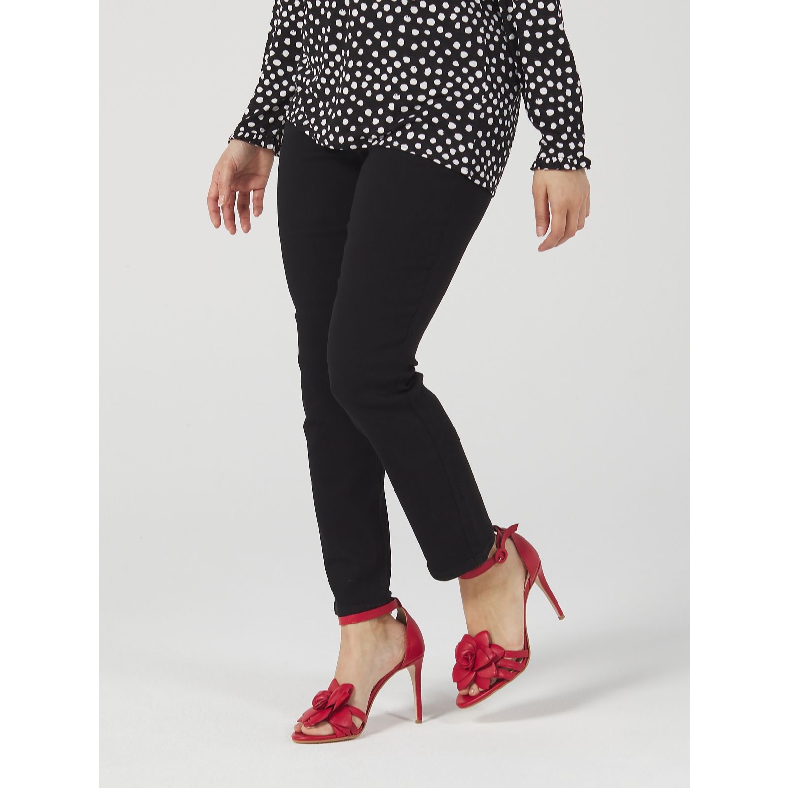 Dannii Minogue High Waisted Pull On Stretch Jeans Petite - QVC UK