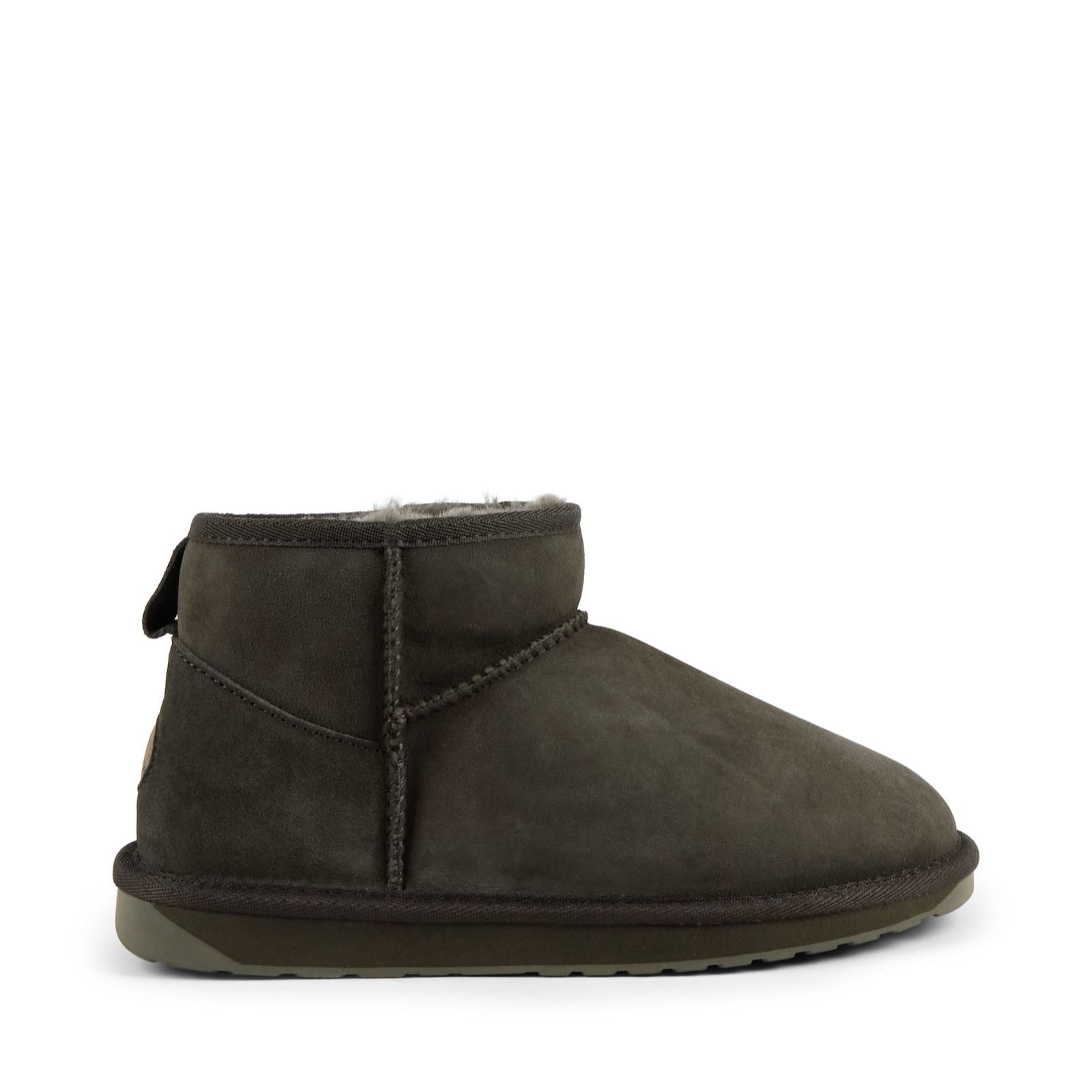 Emu Stinger Micro Water Resistant Sheepskin Boot