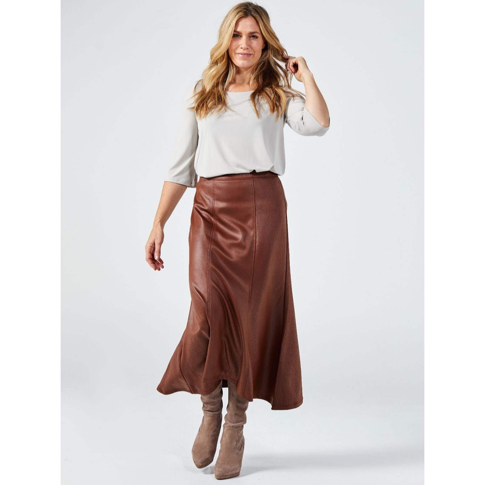 Outlet Kim & Co Croco Pleather Curved Hem Skirt - QVC UK